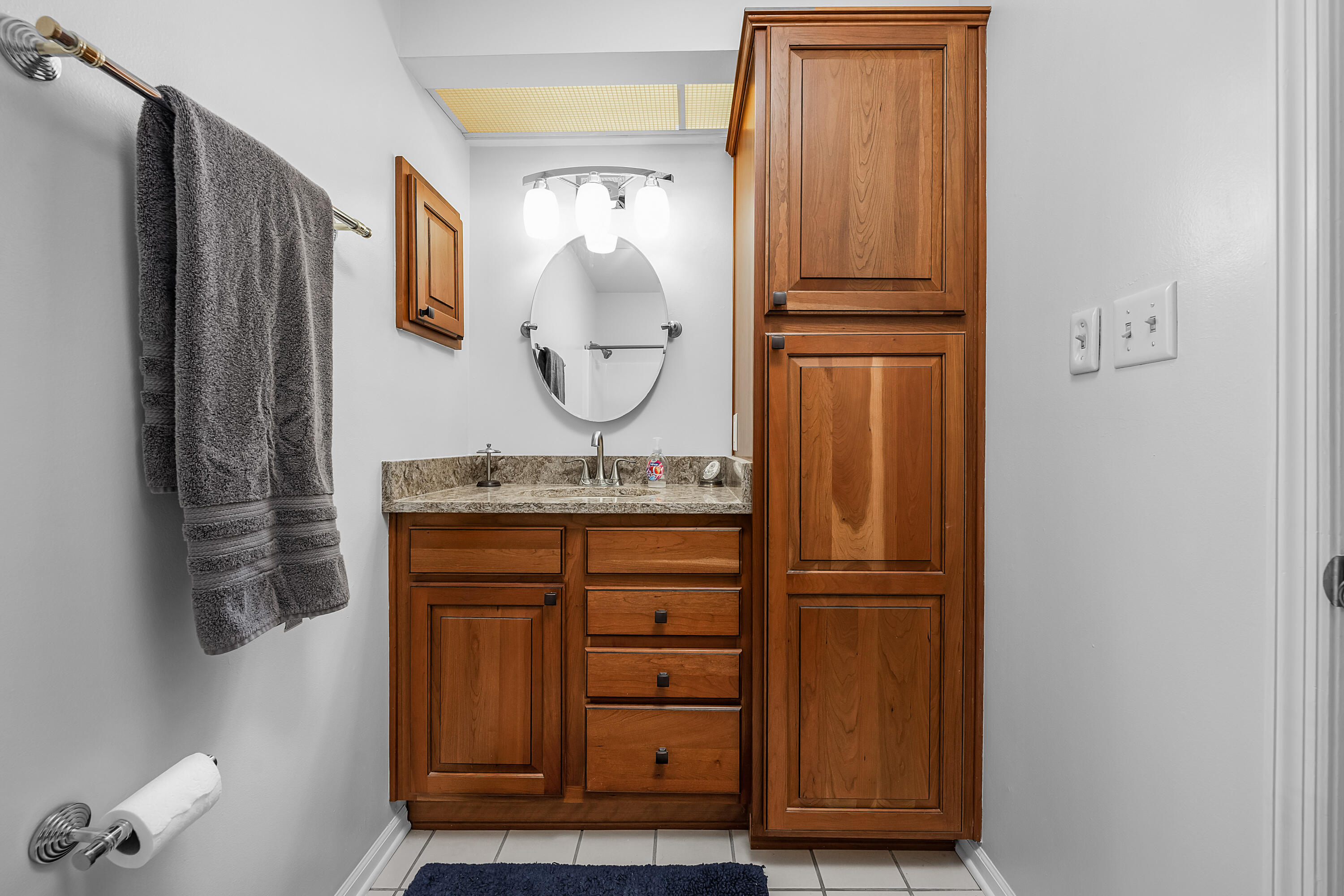 GARNIERS CAY T/H - Residential