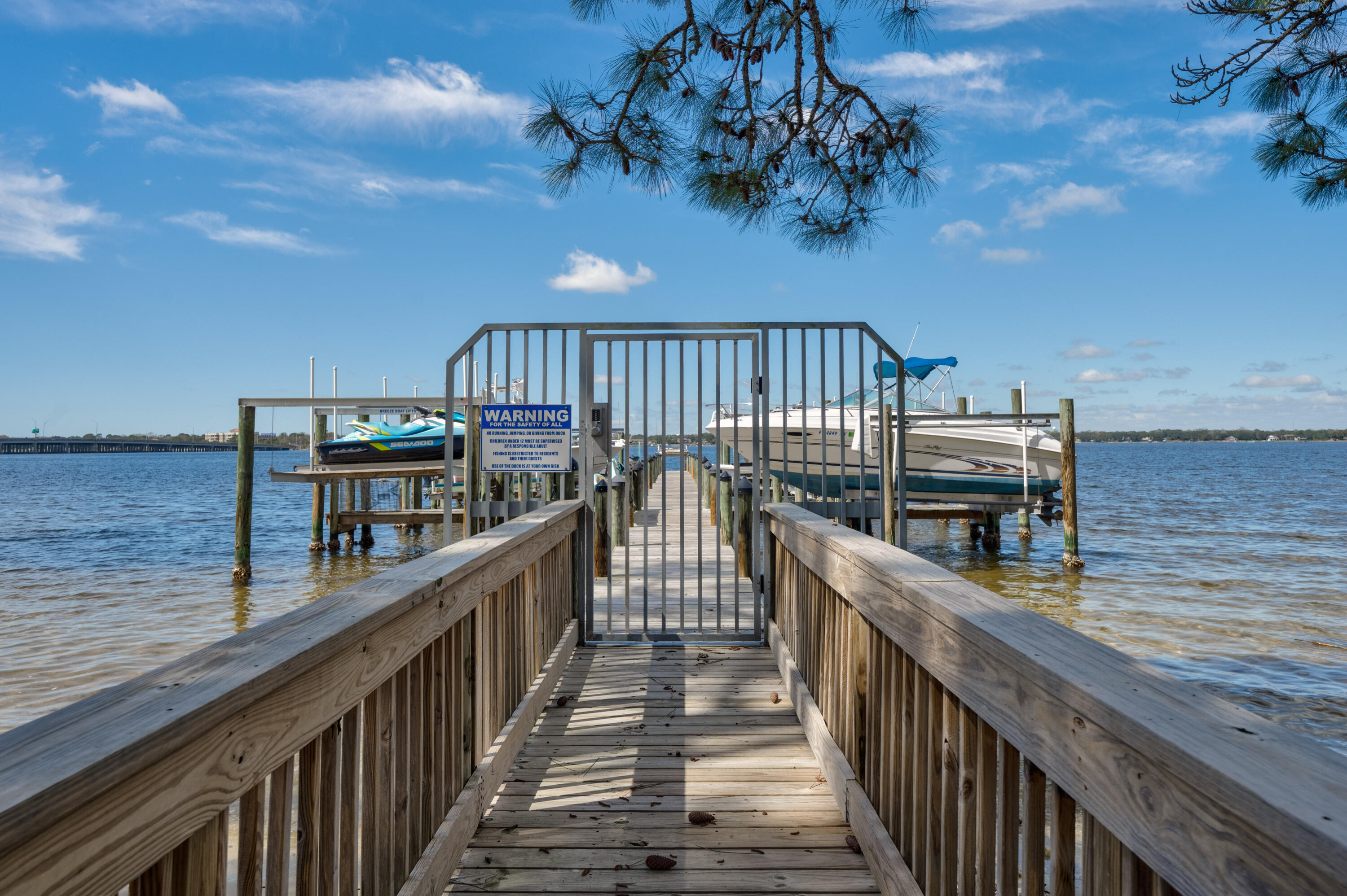 GARNIERS CAY T/H - Residential