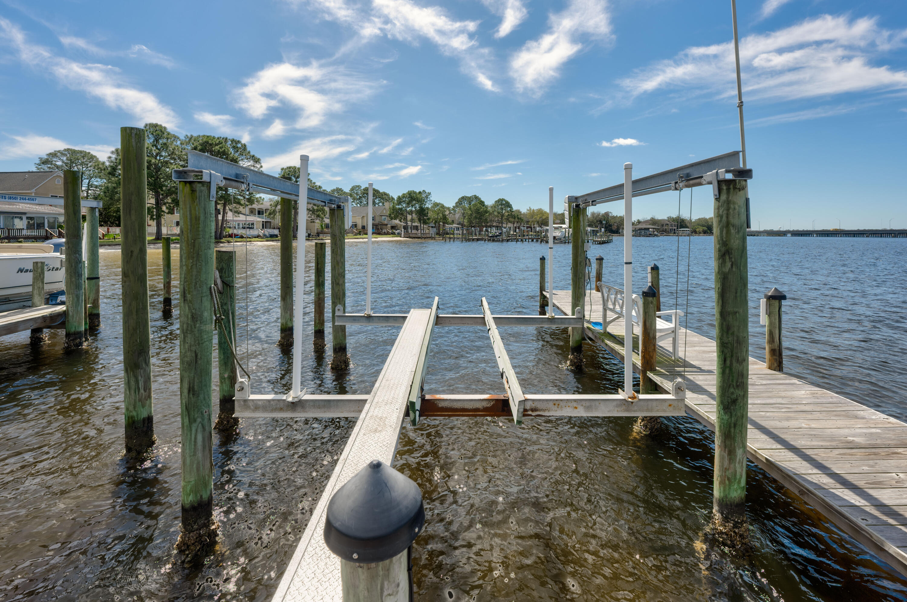 GARNIERS CAY T/H - Residential