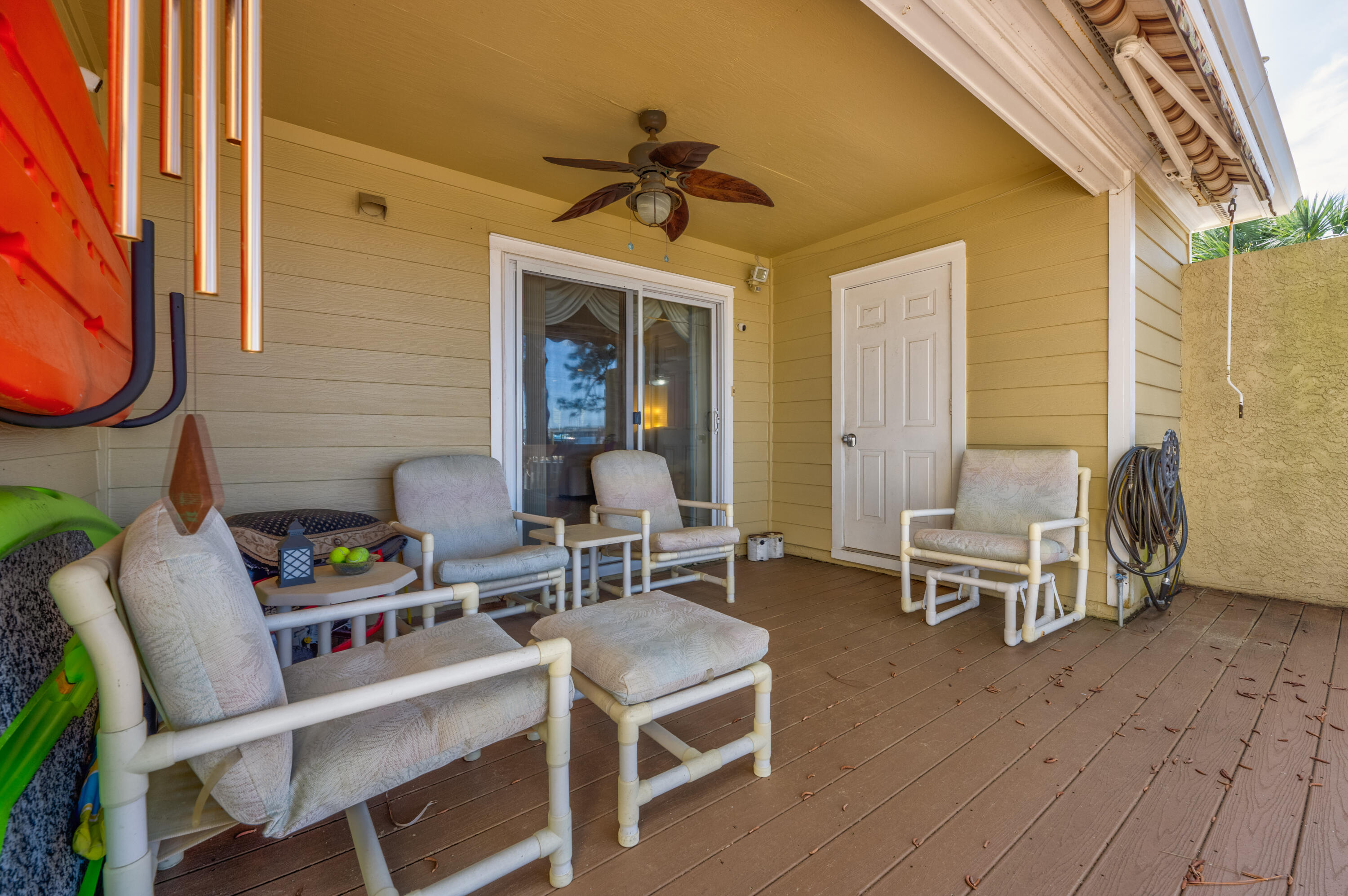 GARNIERS CAY T/H - Residential