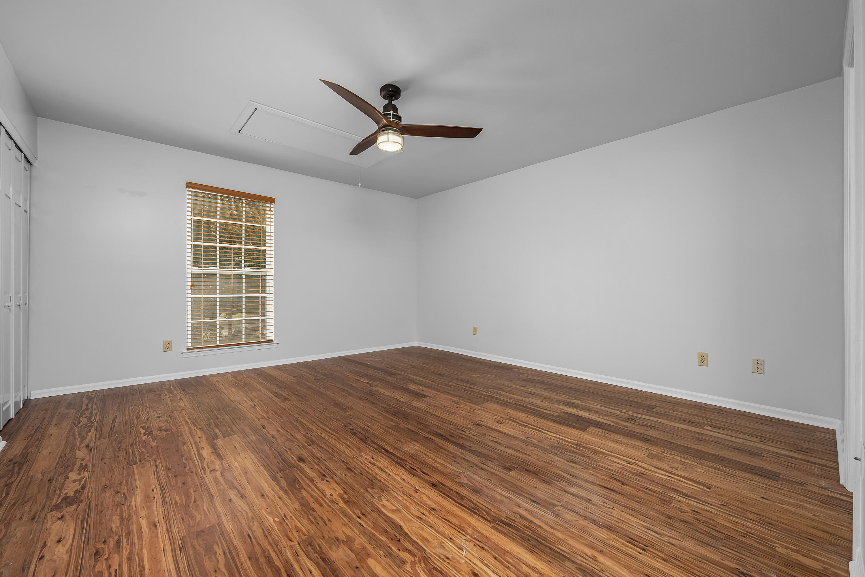 GARNIERS CAY T/H - Residential