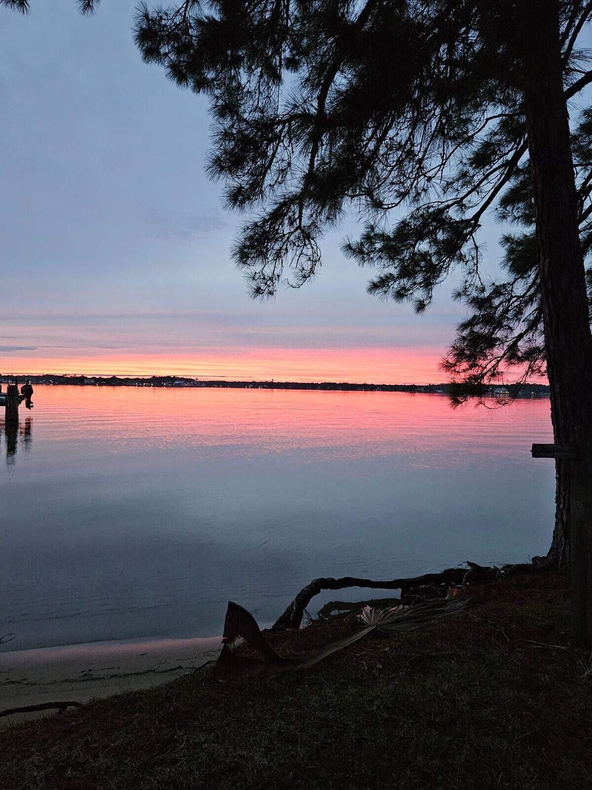 GARNIERS CAY T/H - Residential