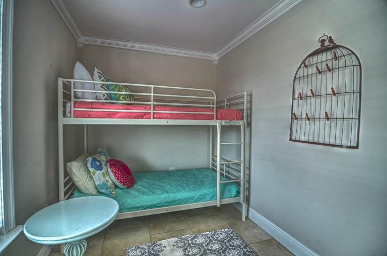 HOLIDAY ISLE - Residential