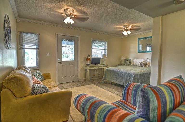 HOLIDAY ISLE - Residential