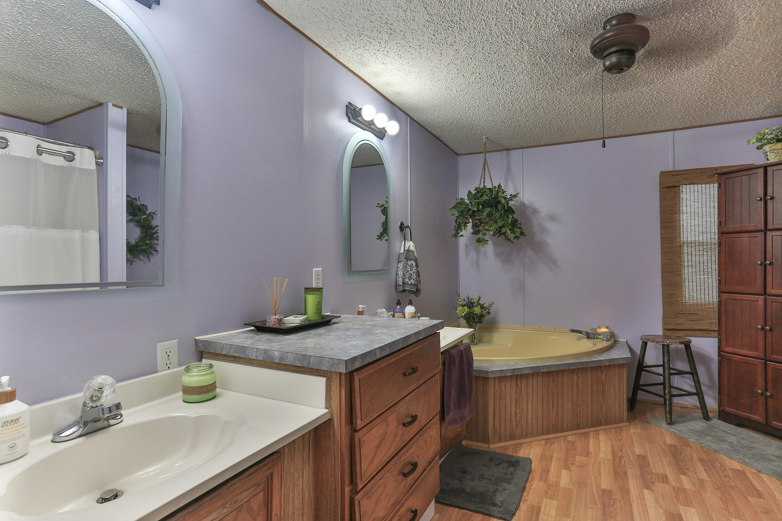 GULF SHORE MANOR - Residential