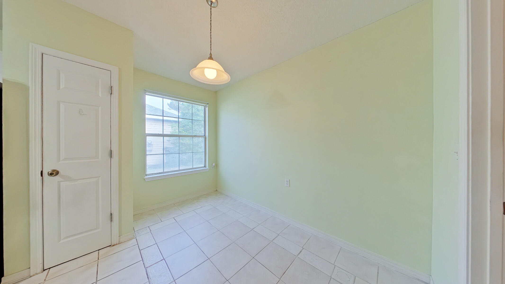 LIGHTHOUSE POINTE - Residential