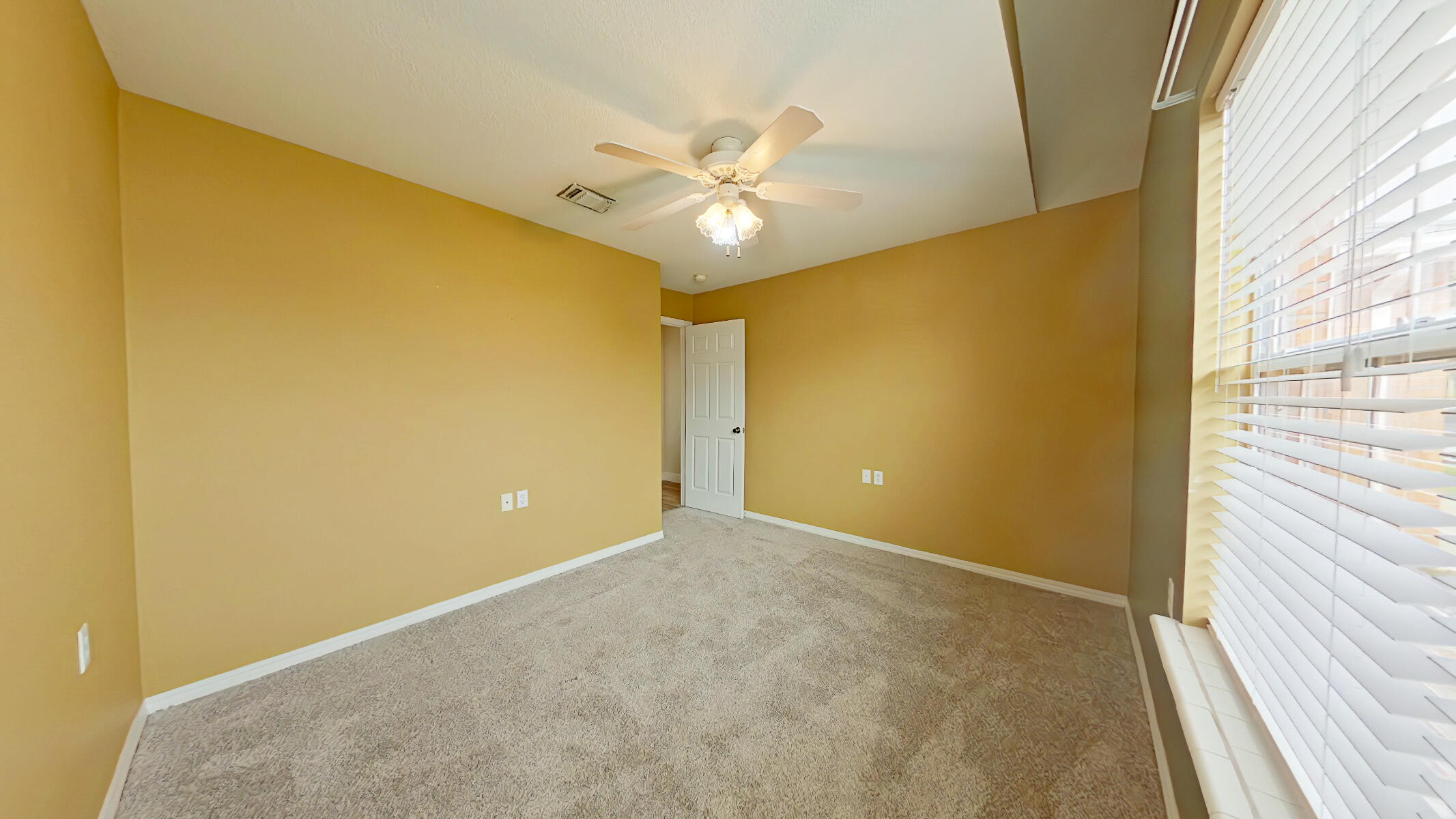 LIGHTHOUSE POINTE - Residential