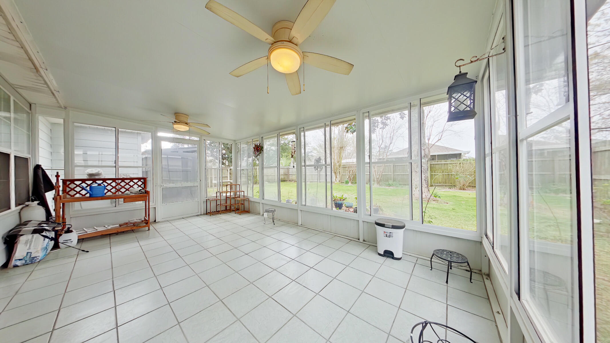 LIGHTHOUSE POINTE - Residential