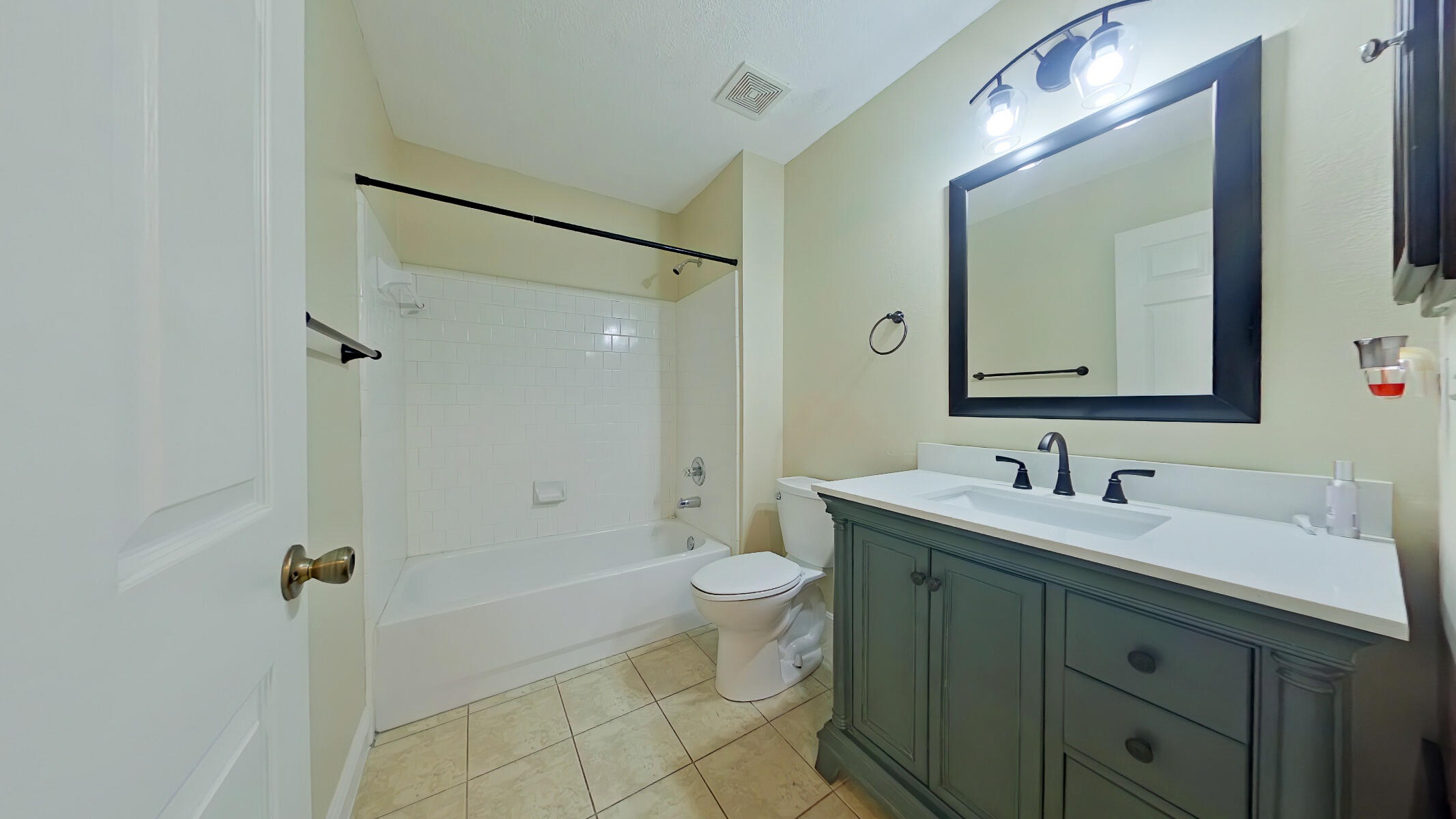 LIGHTHOUSE POINTE - Residential