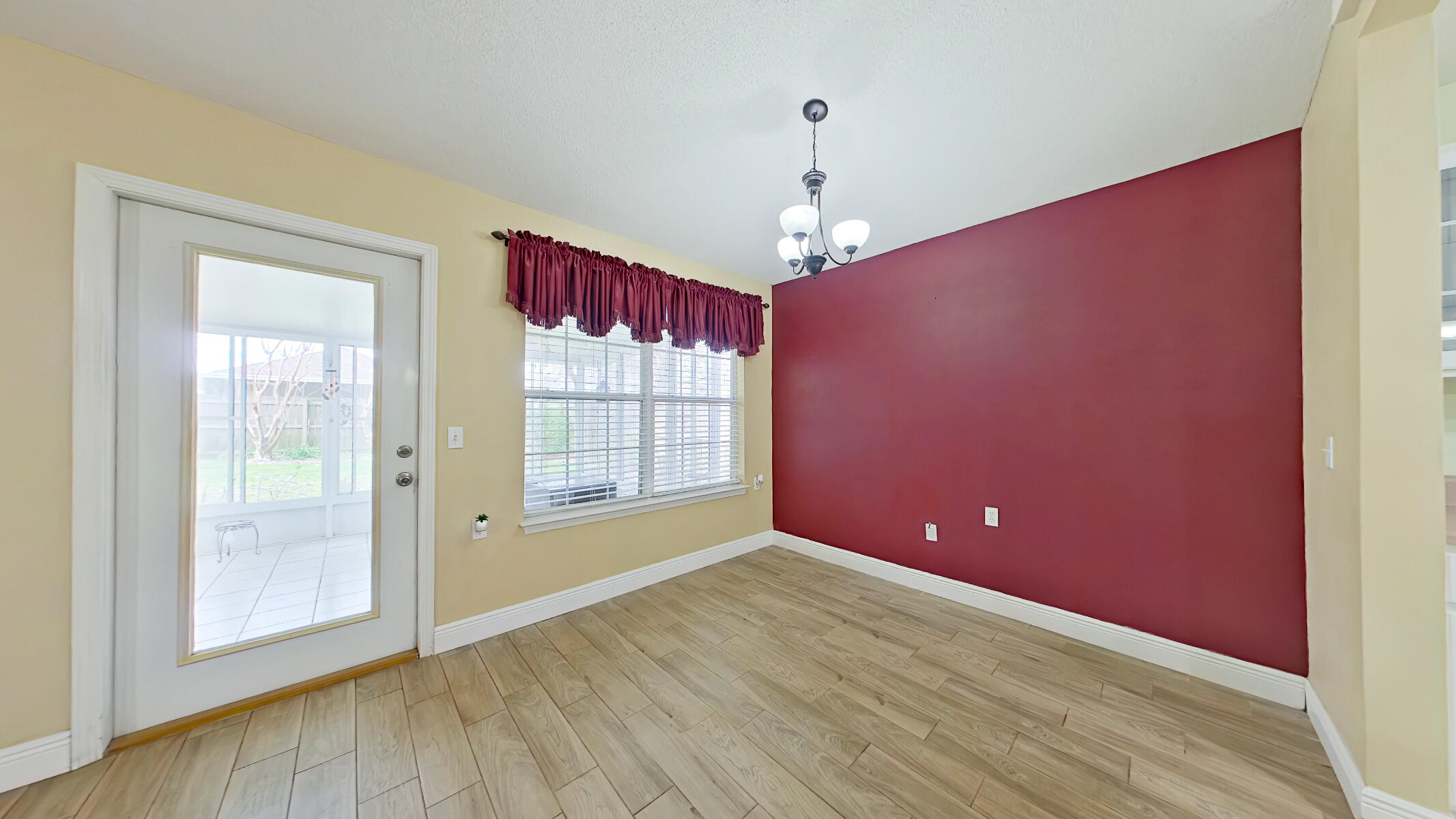 LIGHTHOUSE POINTE - Residential