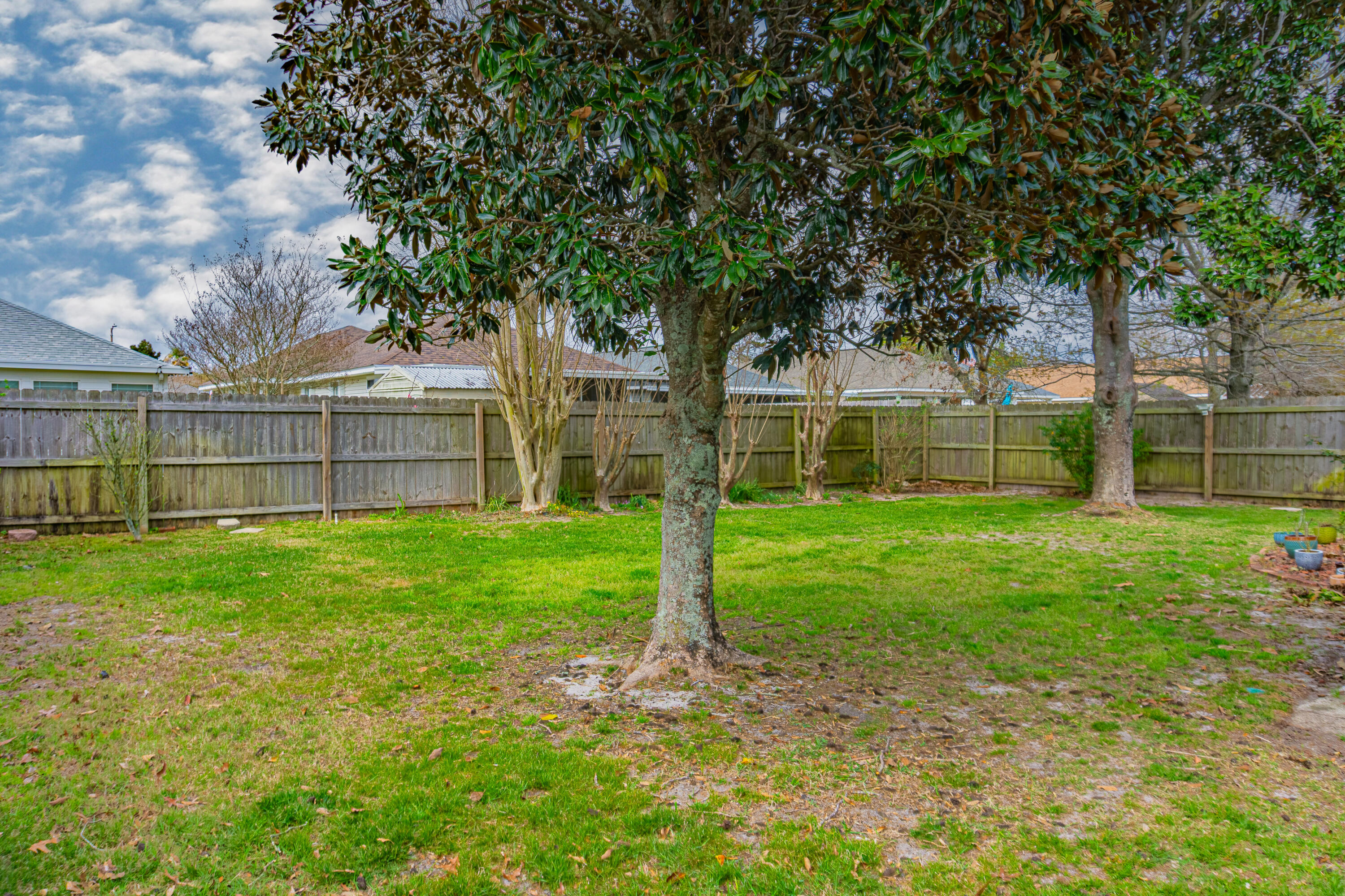 LIGHTHOUSE POINTE - Residential