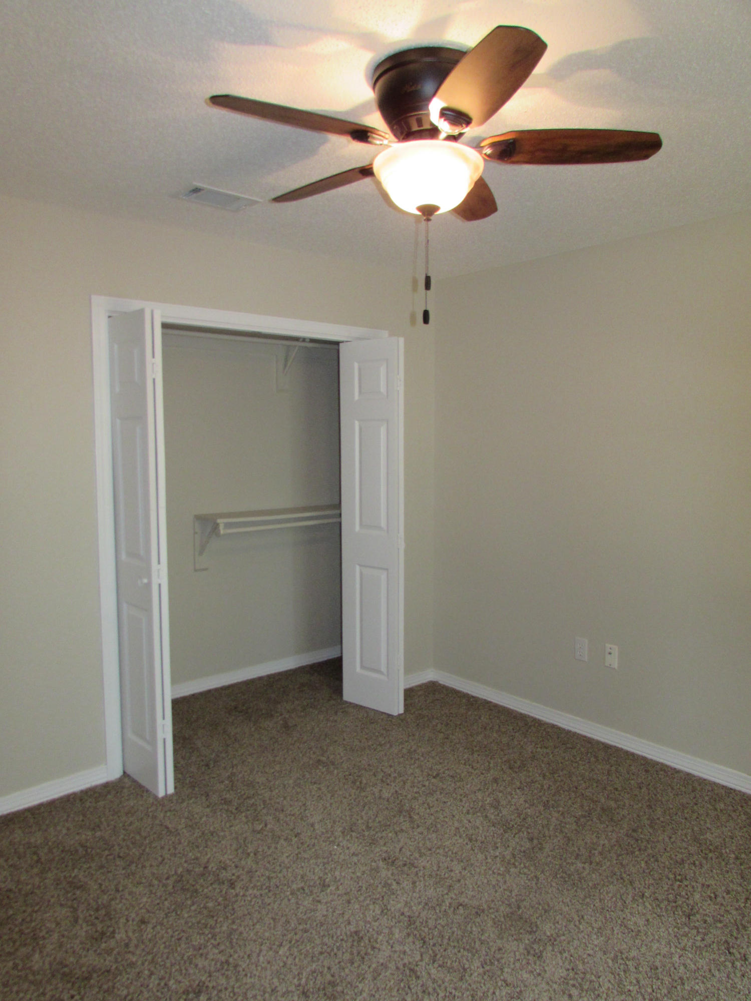 HILLTOP ACRES - Residential