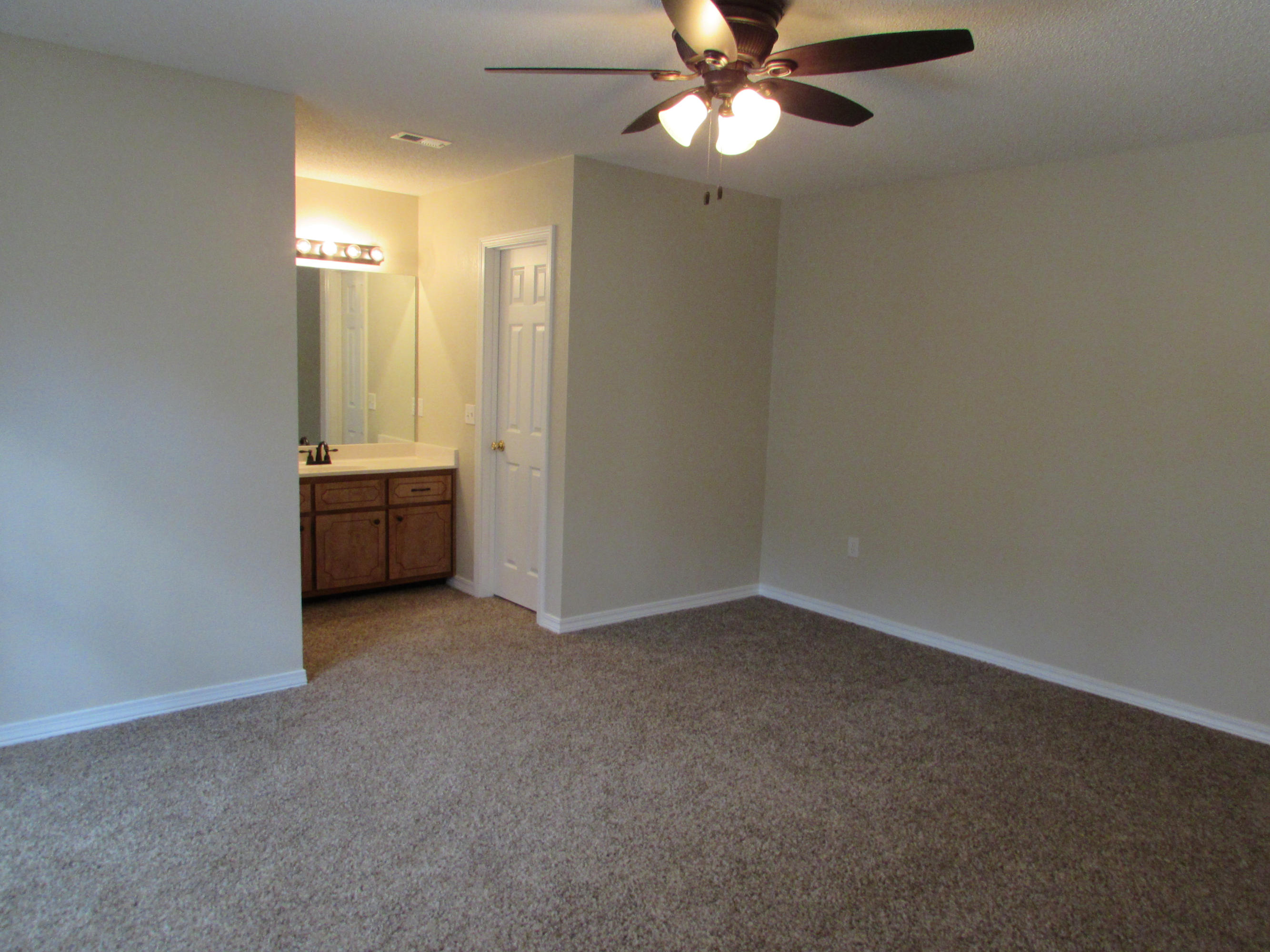 HILLTOP ACRES - Residential