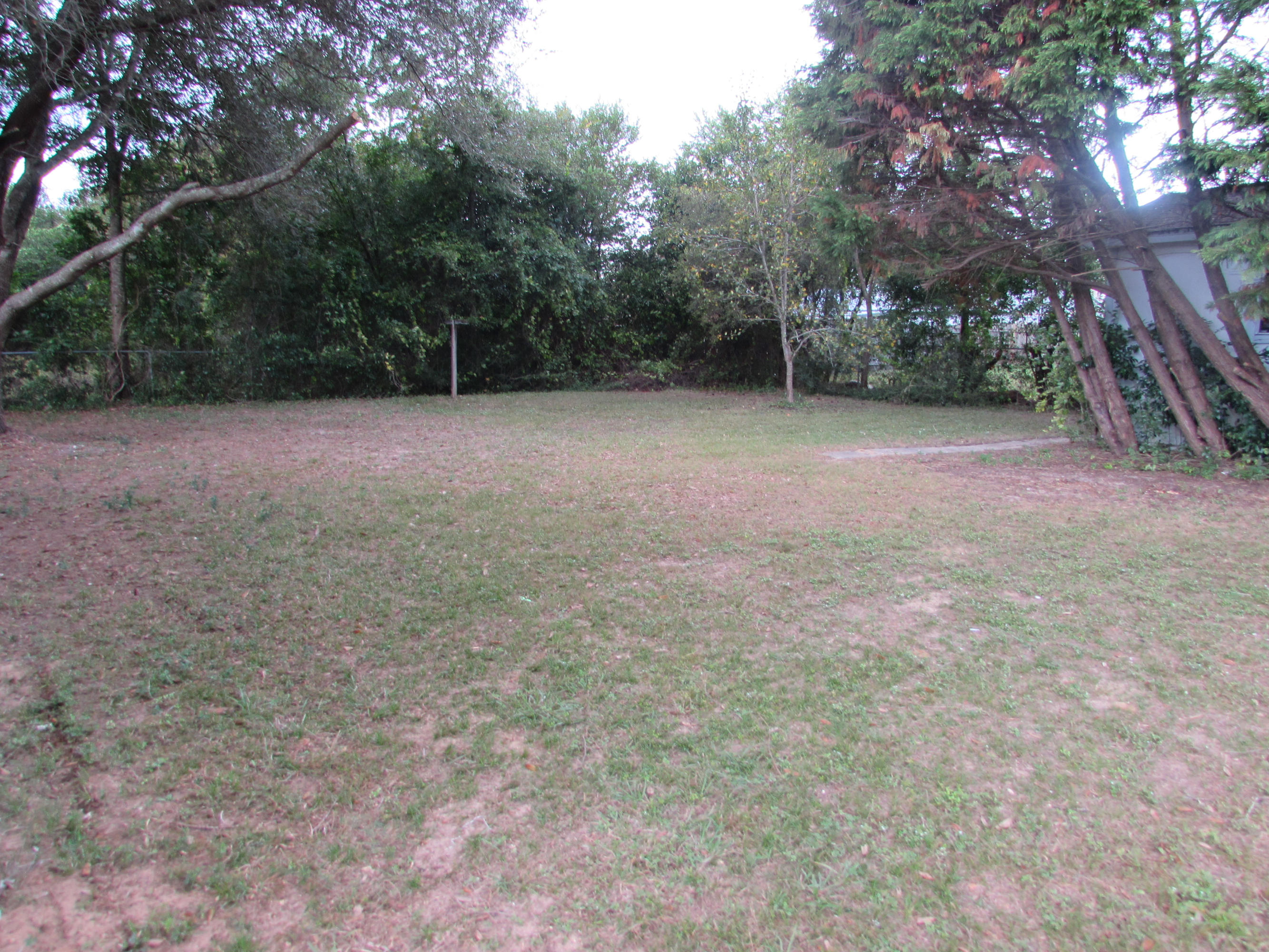 HILLTOP ACRES - Residential