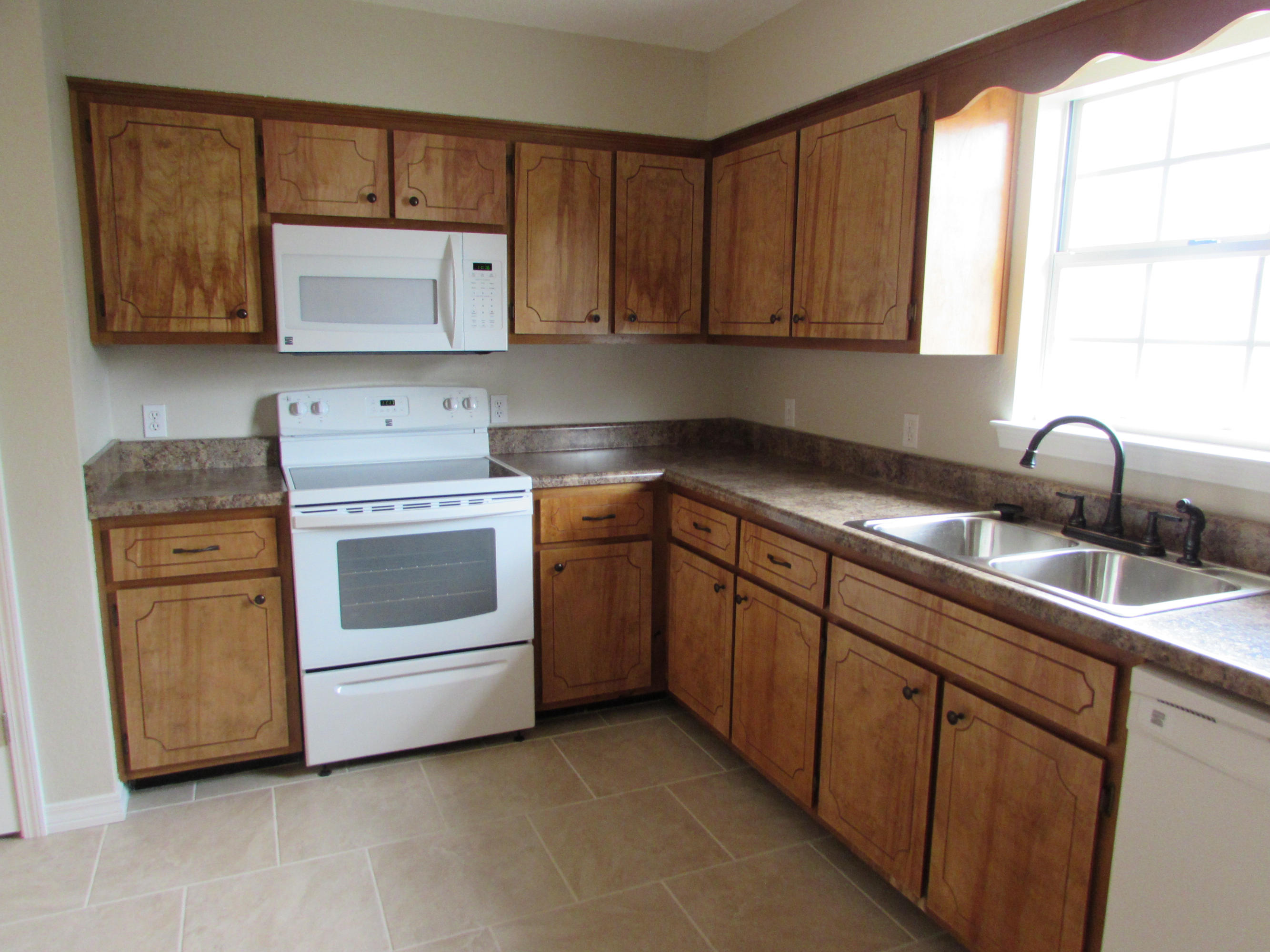 HILLTOP ACRES - Residential