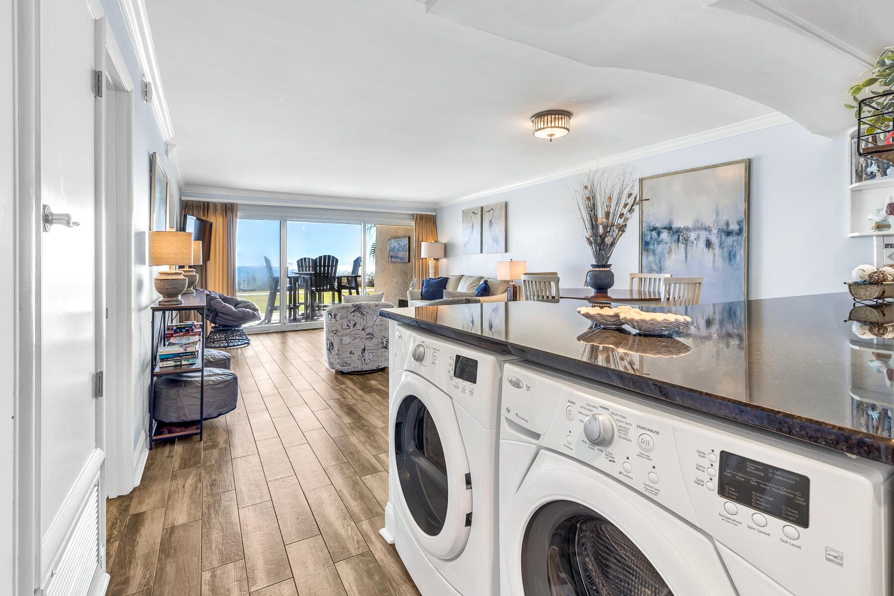 BEACH HOUSE CONDO PH 1 - Residential