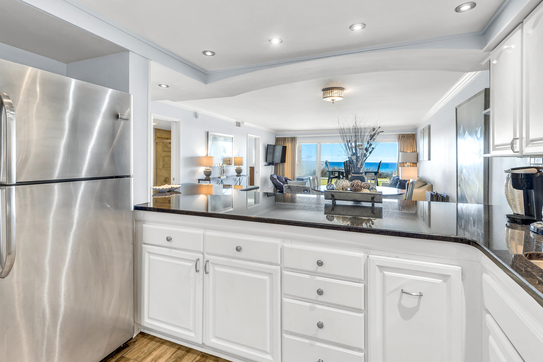 BEACH HOUSE CONDO PH 1 - Residential