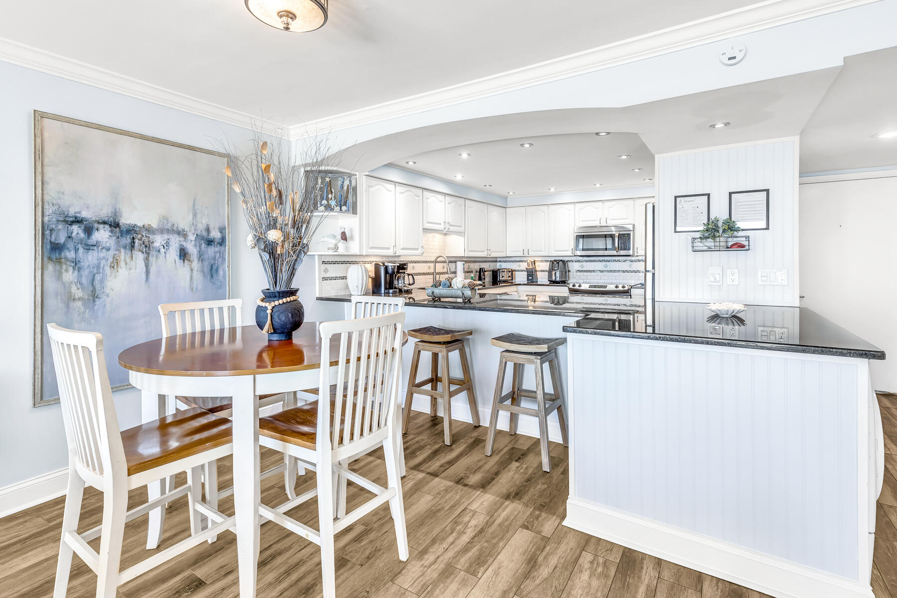 BEACH HOUSE CONDO PH 1 - Residential