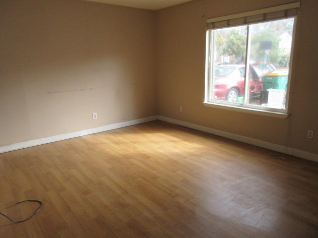 VALENCIA ARMS - Residential