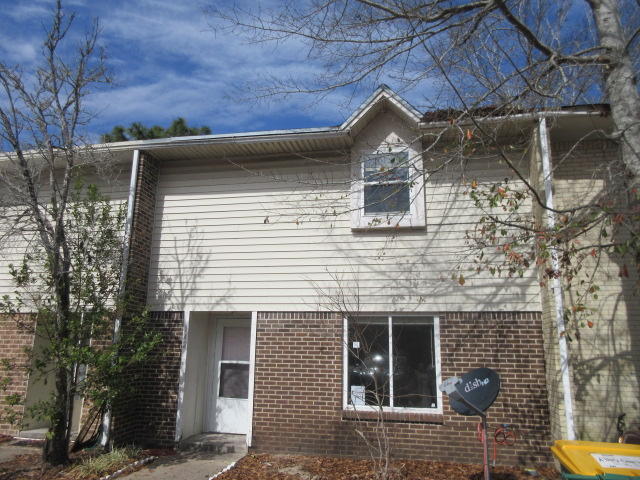 VALENCIA ARMS - Residential