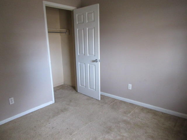 VALENCIA ARMS - Residential