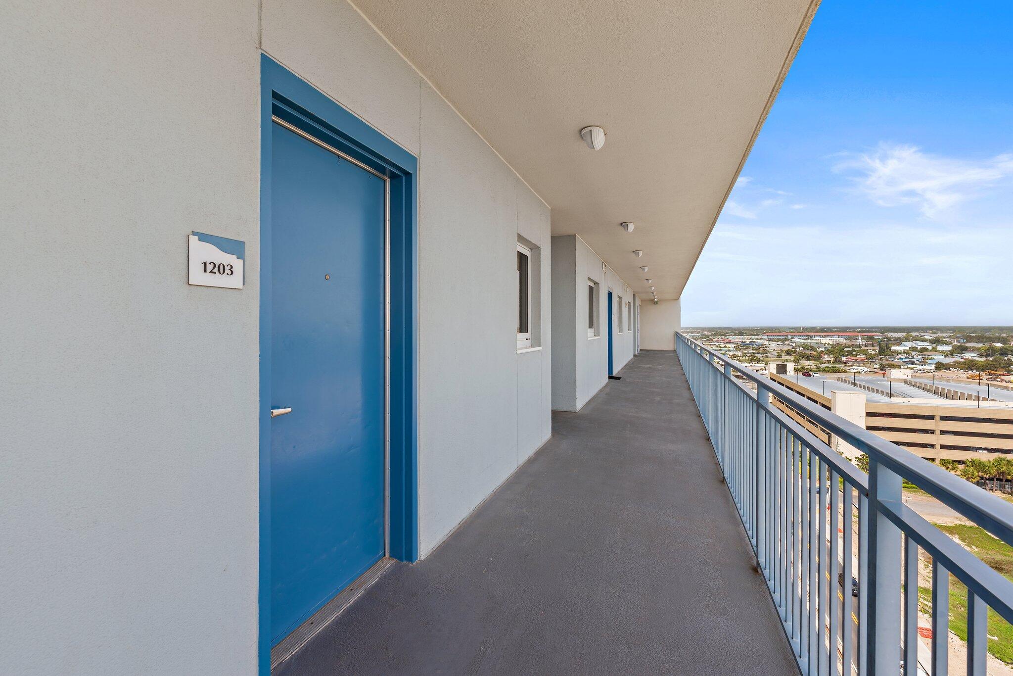 Sterling Breeze - Residential