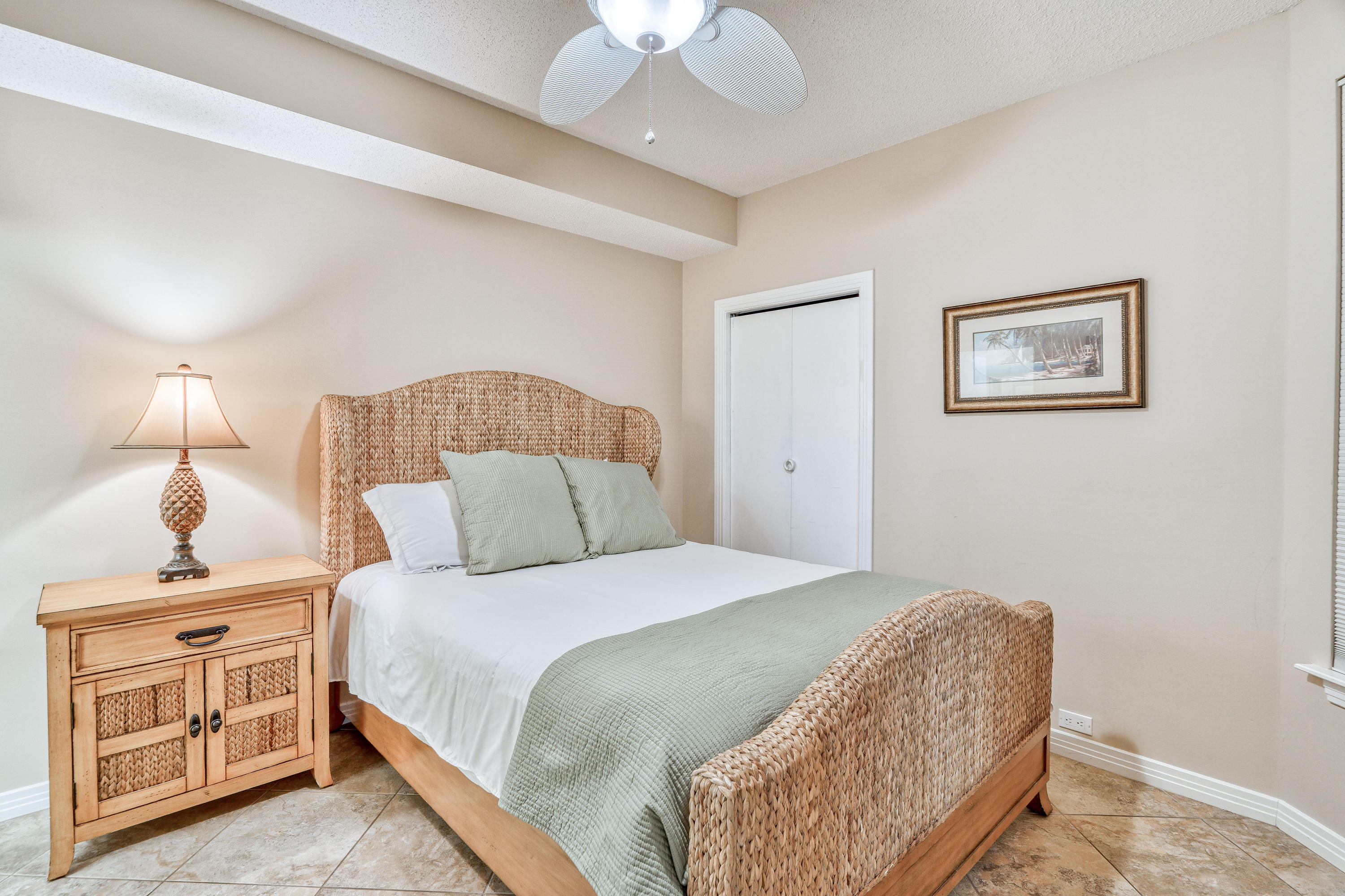 BEACH COLONY RESORT - Residential