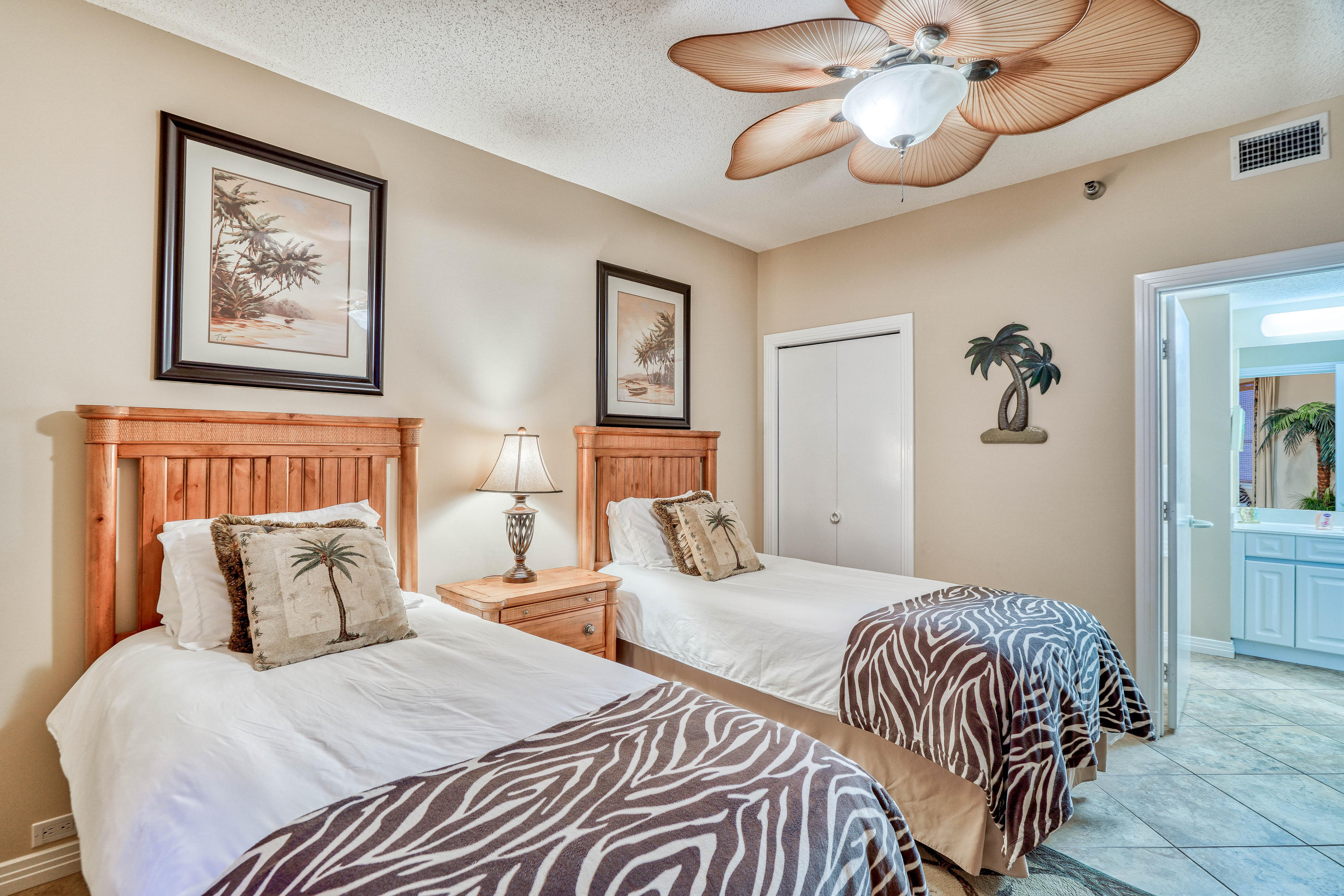 BEACH COLONY RESORT - Residential