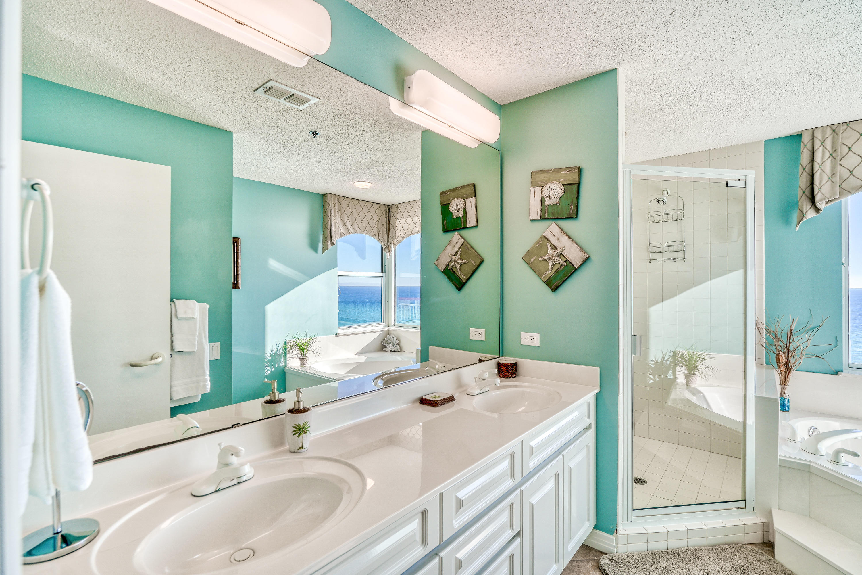 BEACH COLONY RESORT - Residential