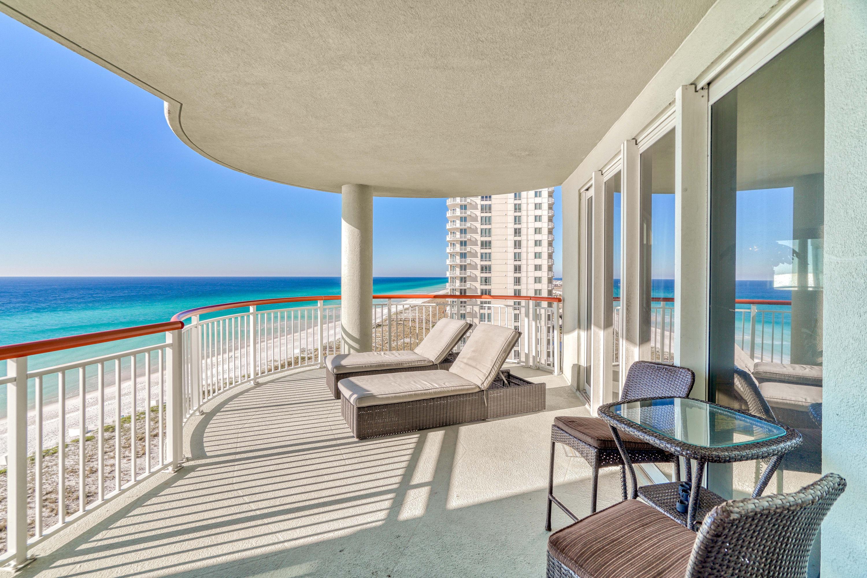 BEACH COLONY RESORT - Residential