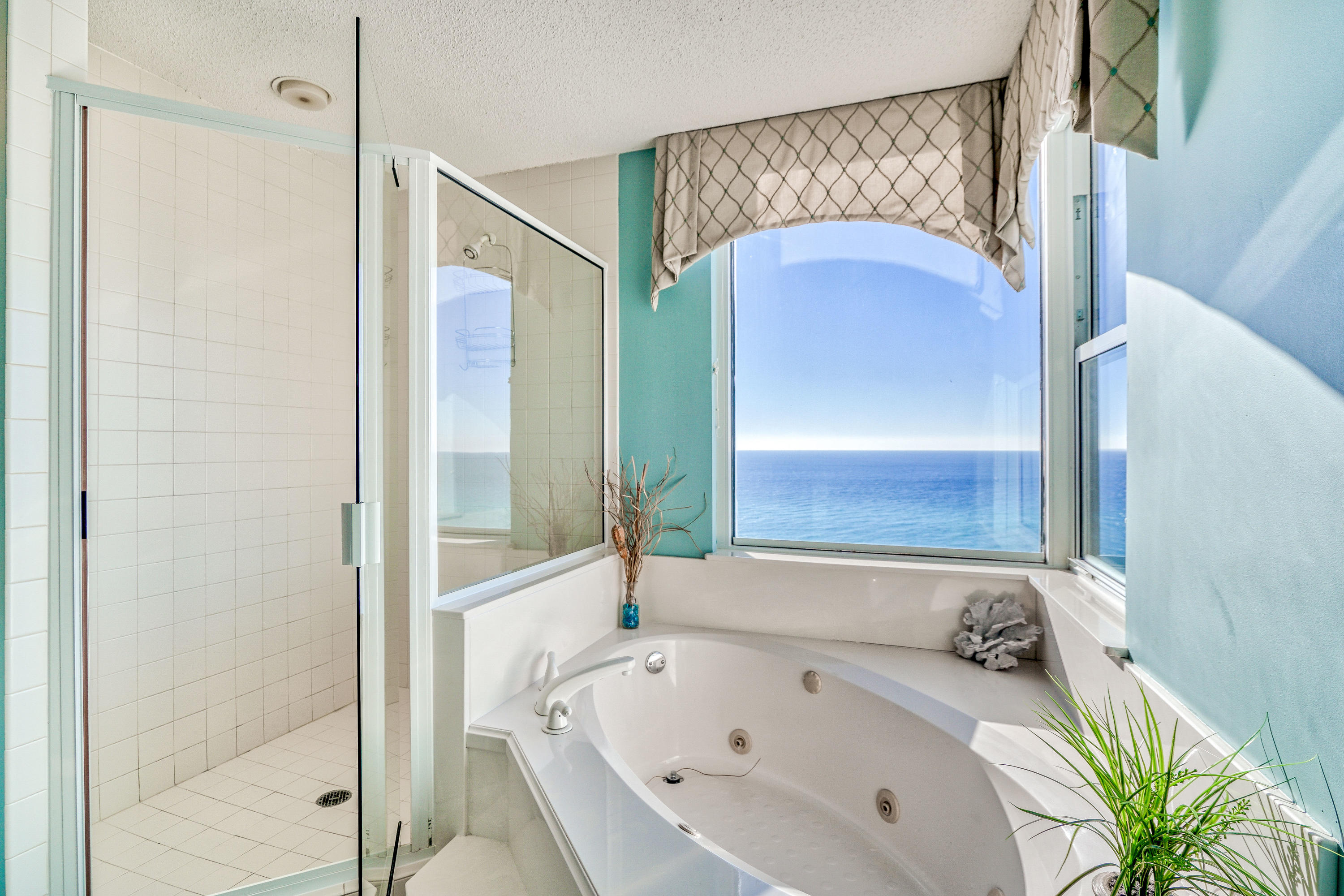 BEACH COLONY RESORT - Residential