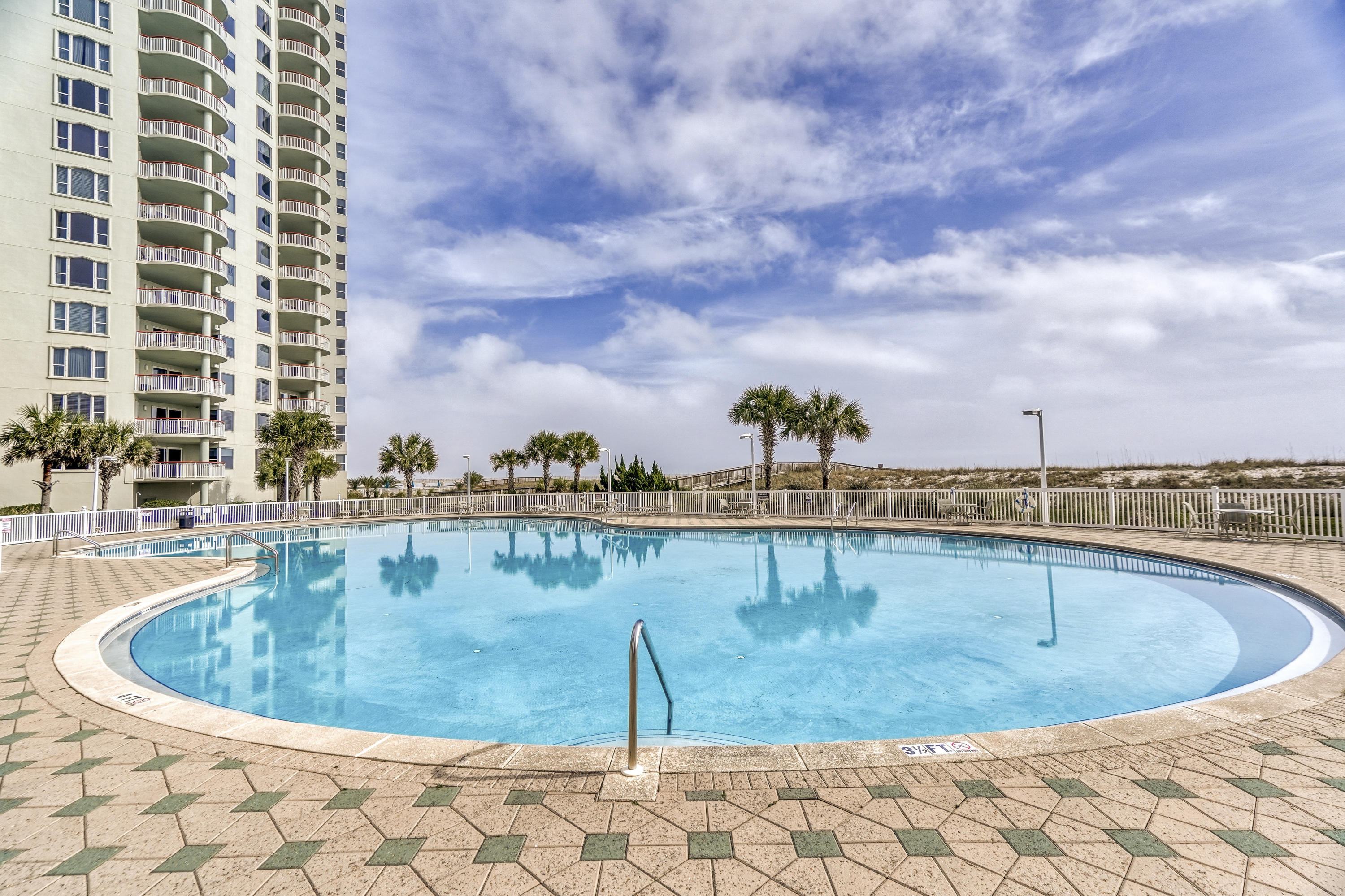 BEACH COLONY RESORT - Residential