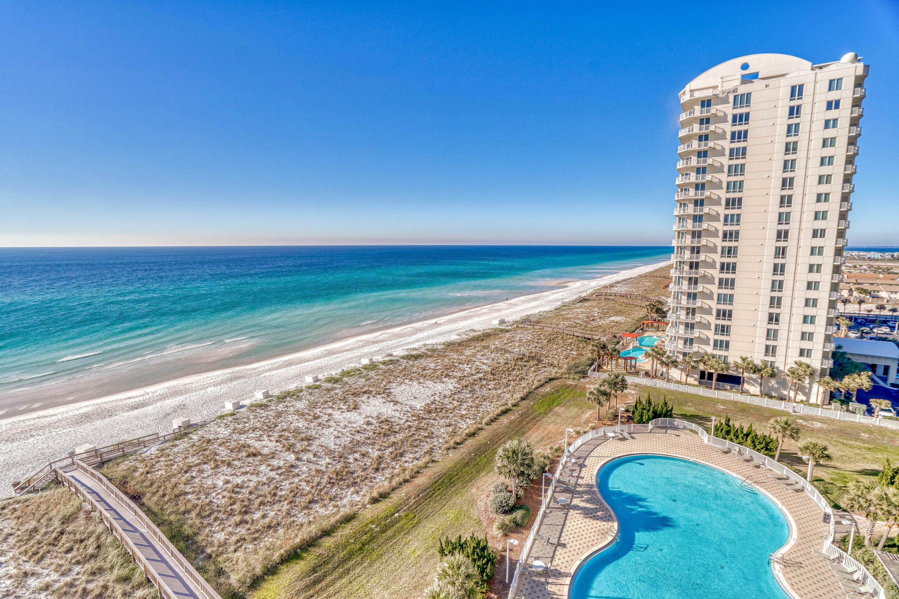 BEACH COLONY RESORT - Residential