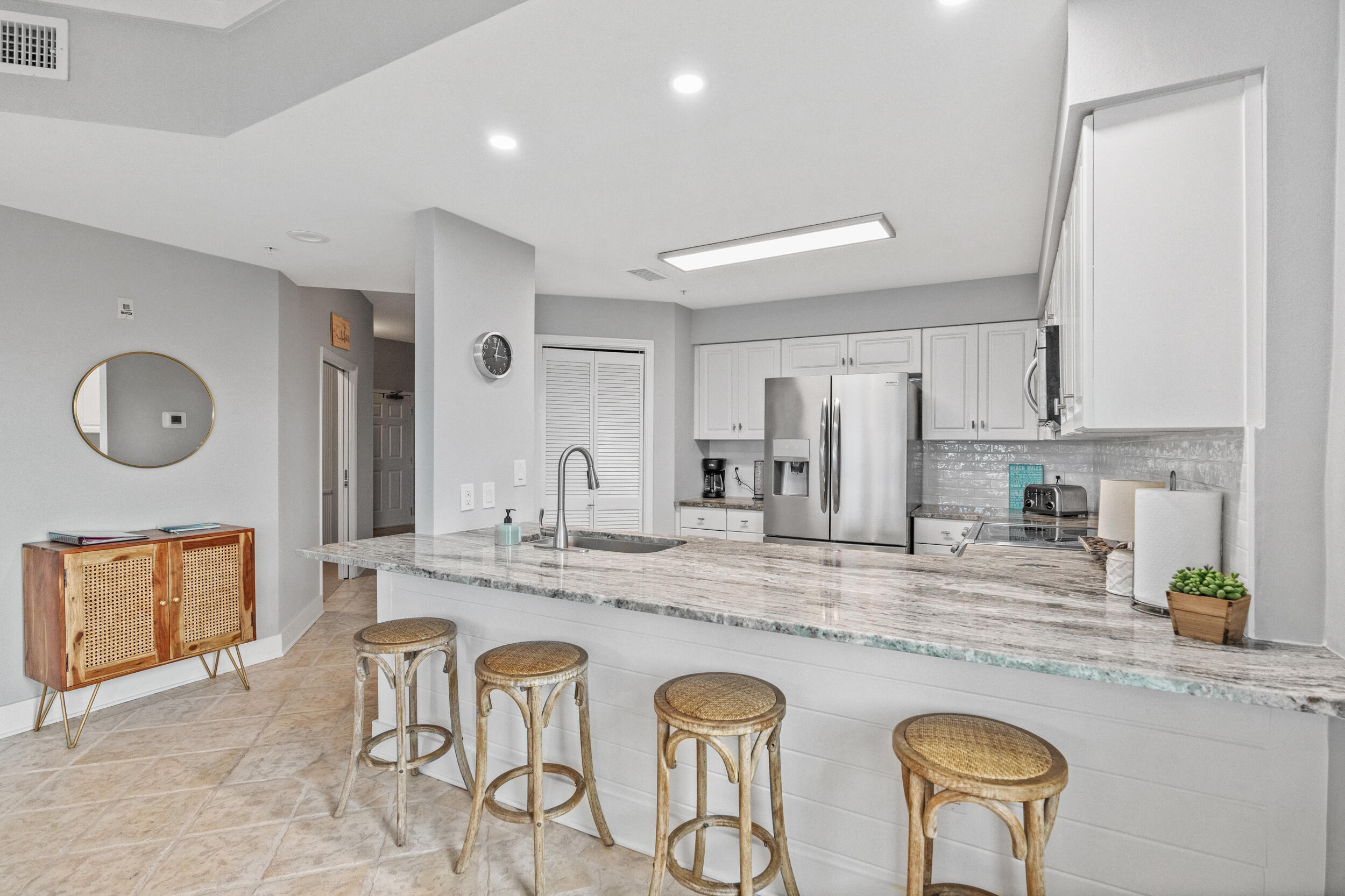 INN AT BLUE MOUNTAIN BEACH - Residential