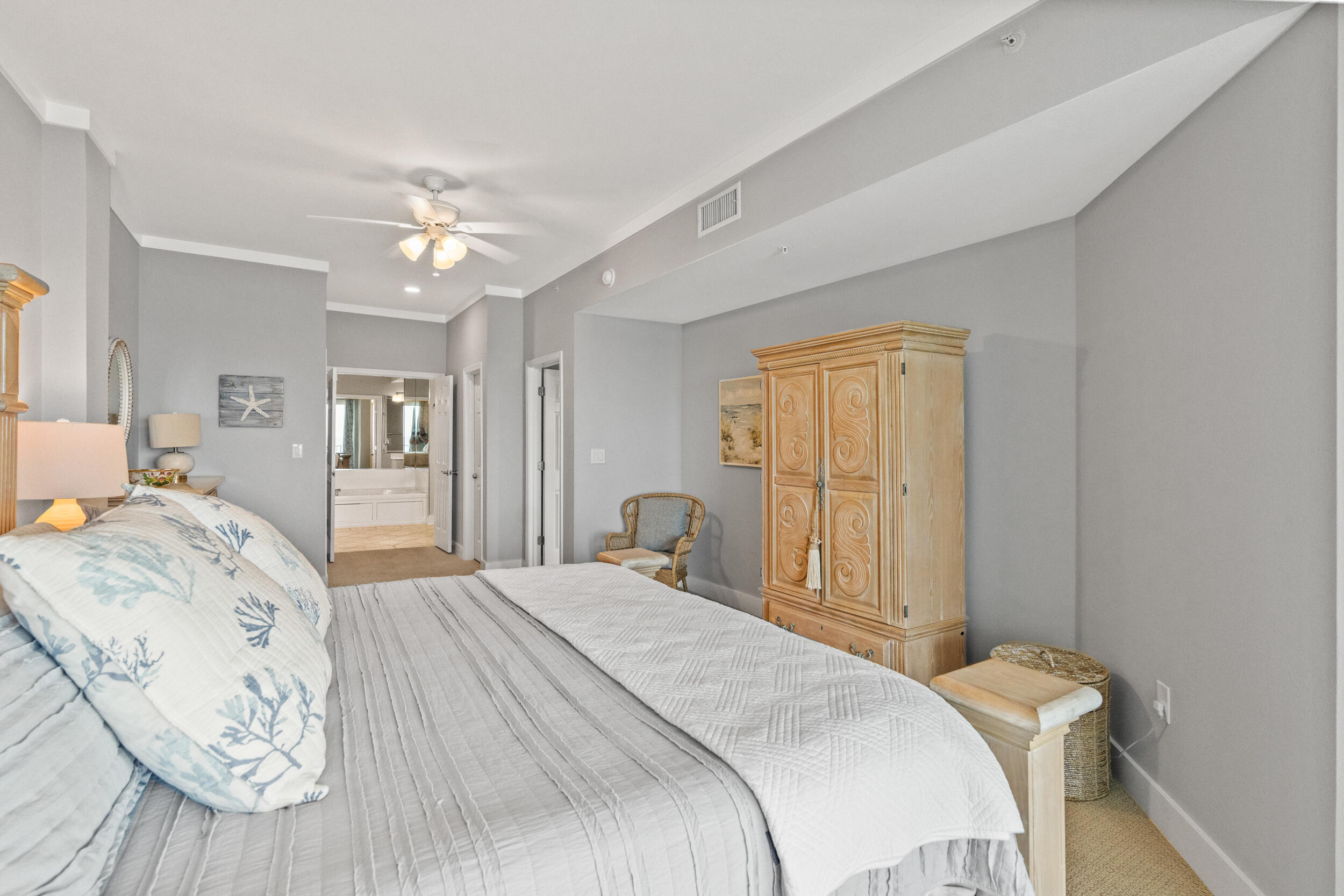INN AT BLUE MOUNTAIN BEACH - Residential