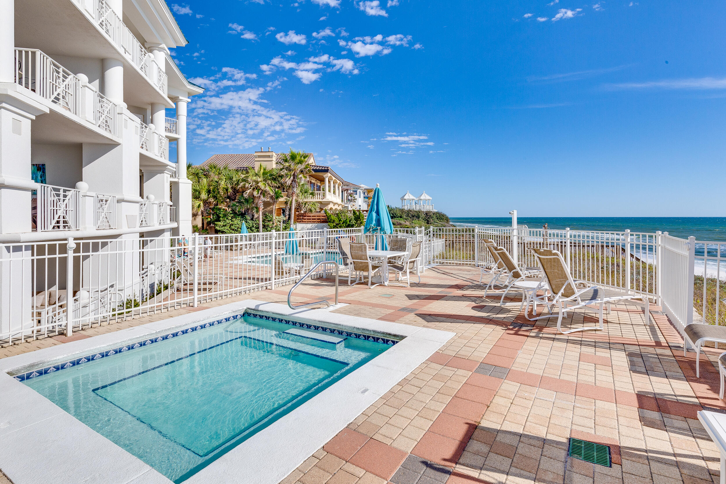 INN AT BLUE MOUNTAIN BEACH - Residential