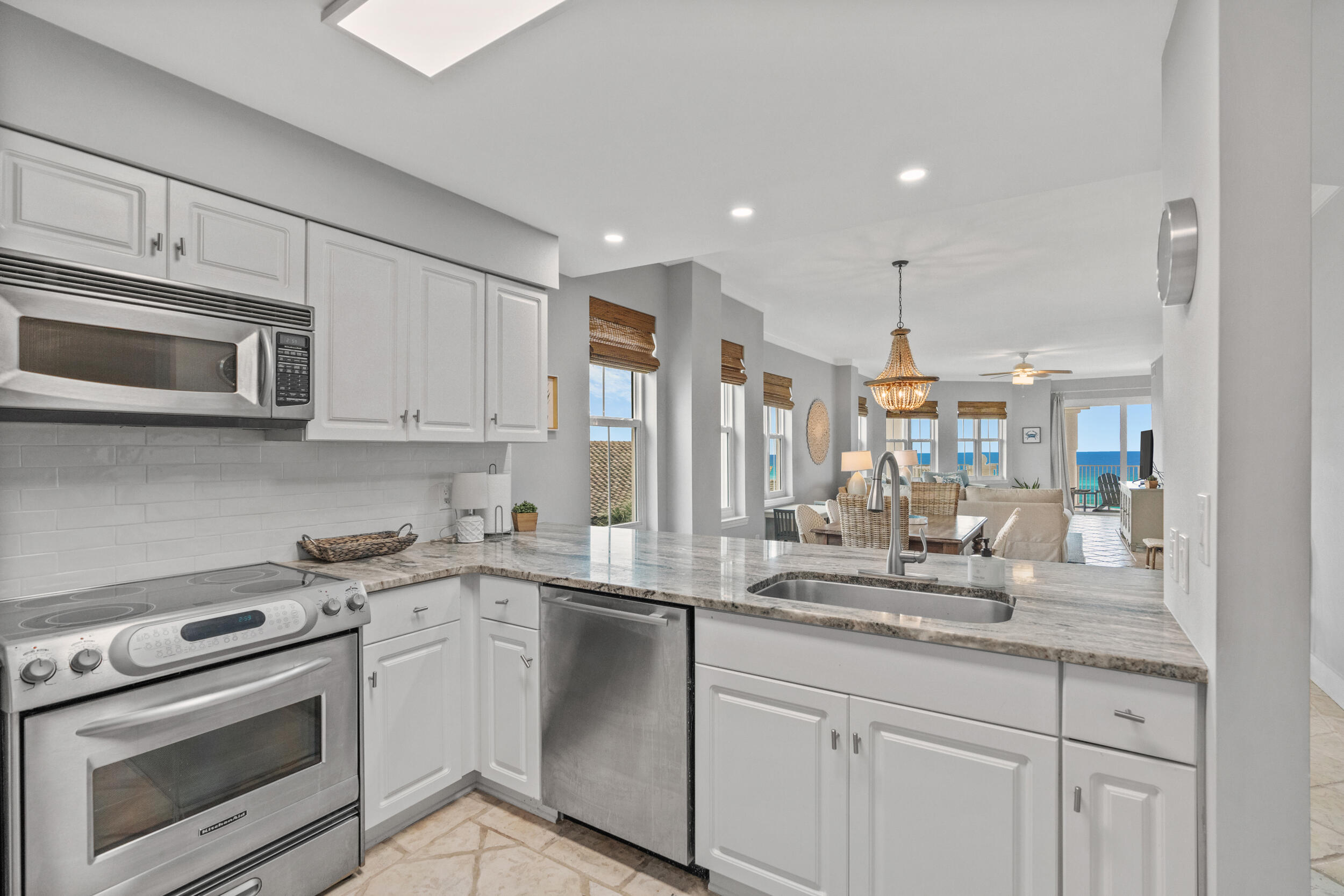 INN AT BLUE MOUNTAIN BEACH - Residential