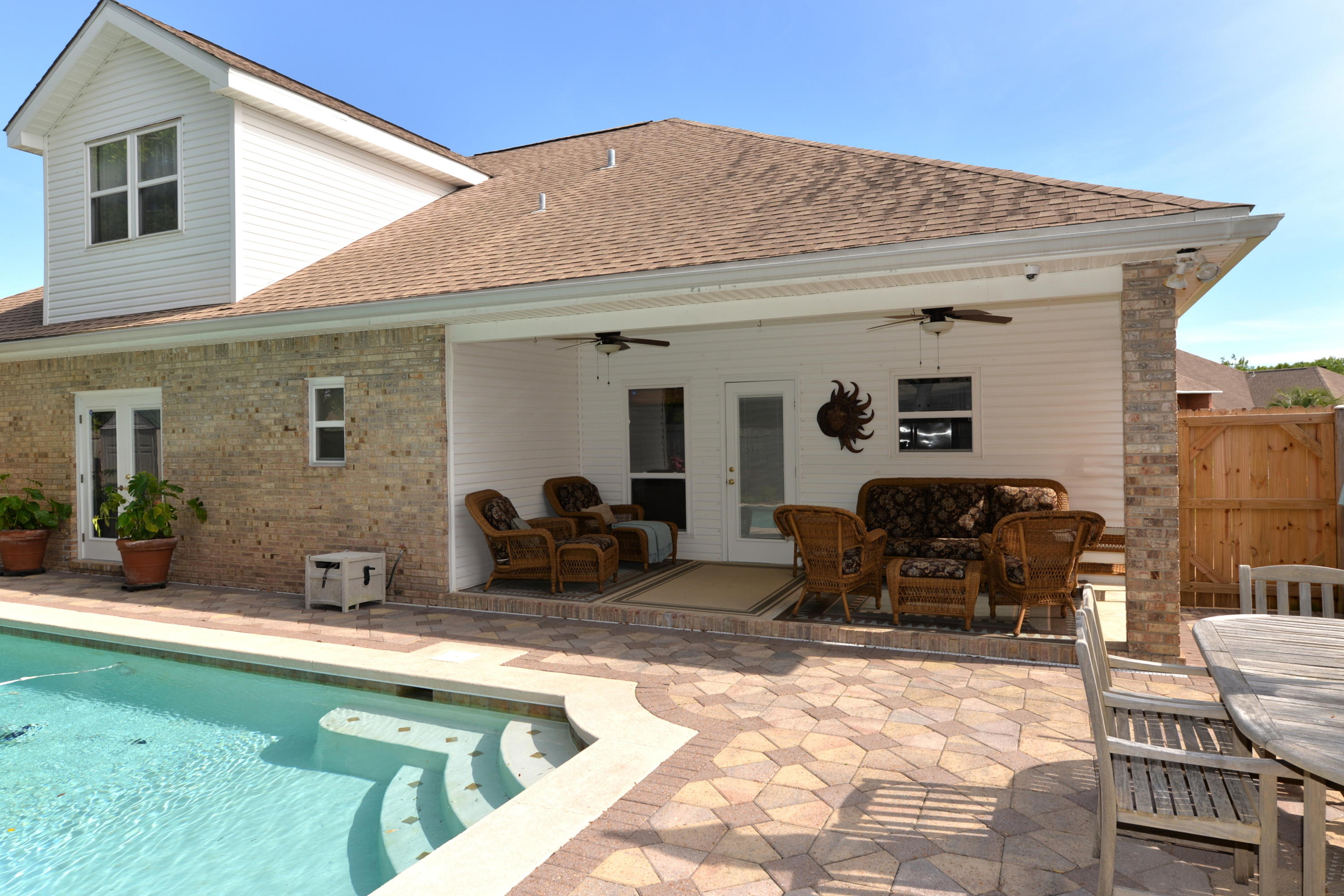 RIDGE WOOD MANOR - Residential