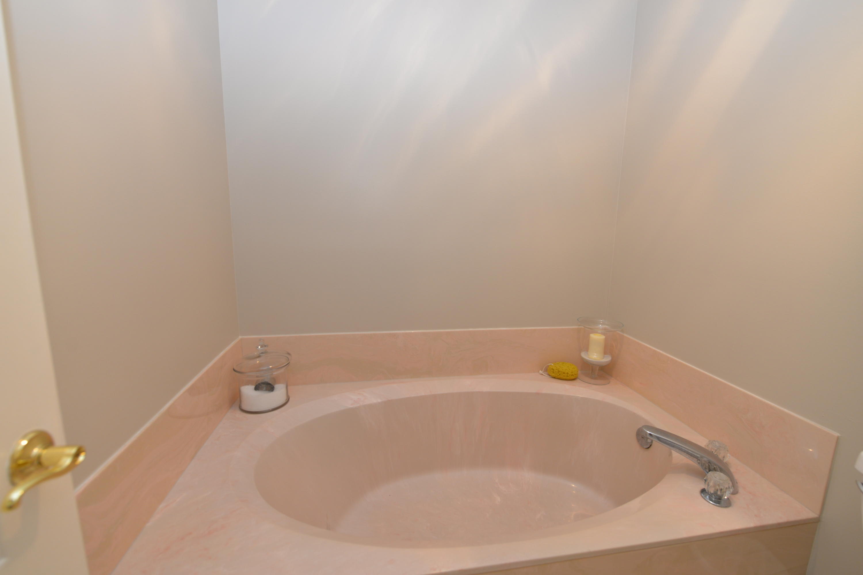 RIDGE WOOD MANOR - Residential