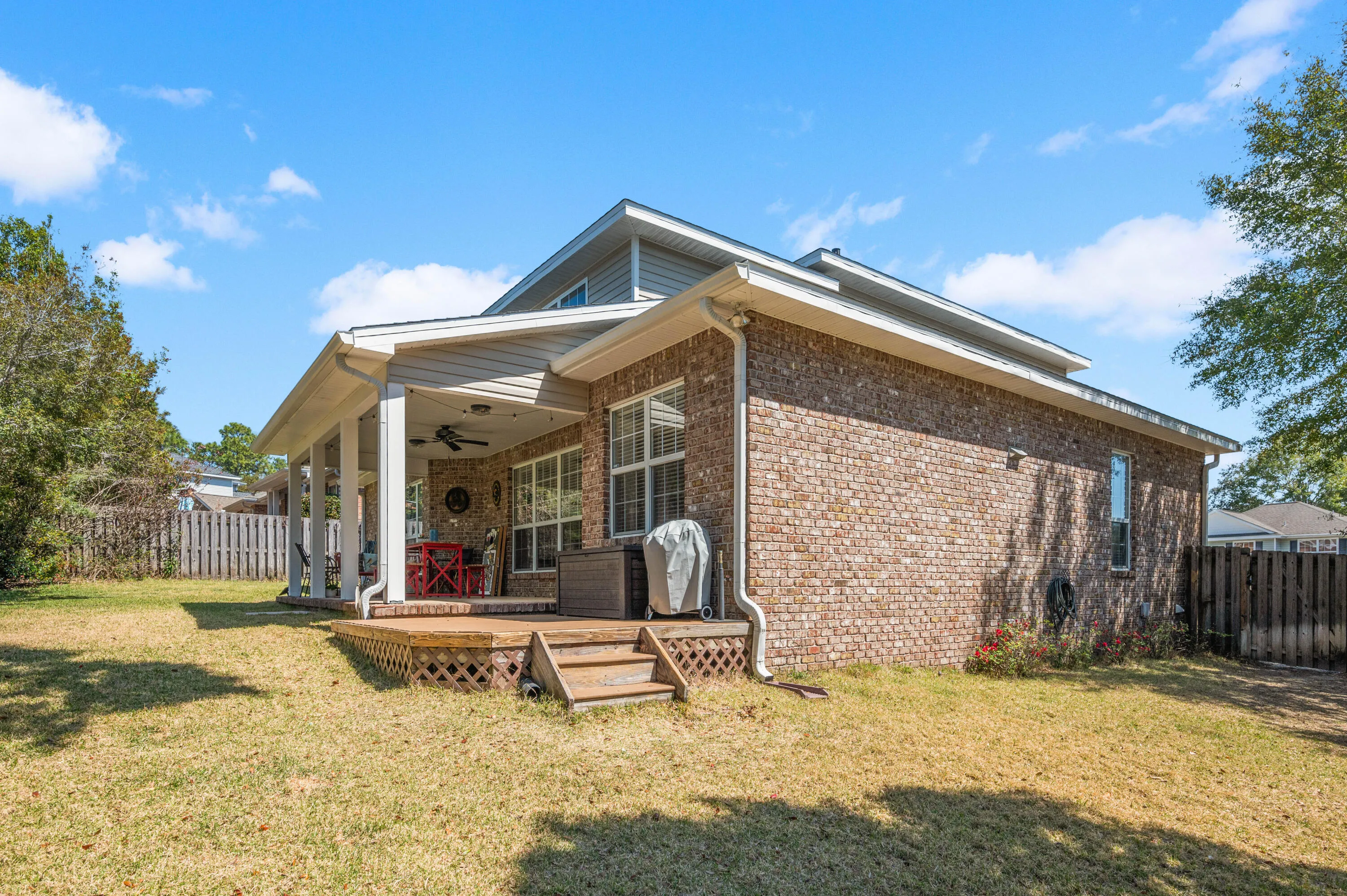 Niceville, Florida 32578, United States, 4 Bedrooms Bedrooms, ,3 BathroomsBathrooms,Residential,Pending,104101