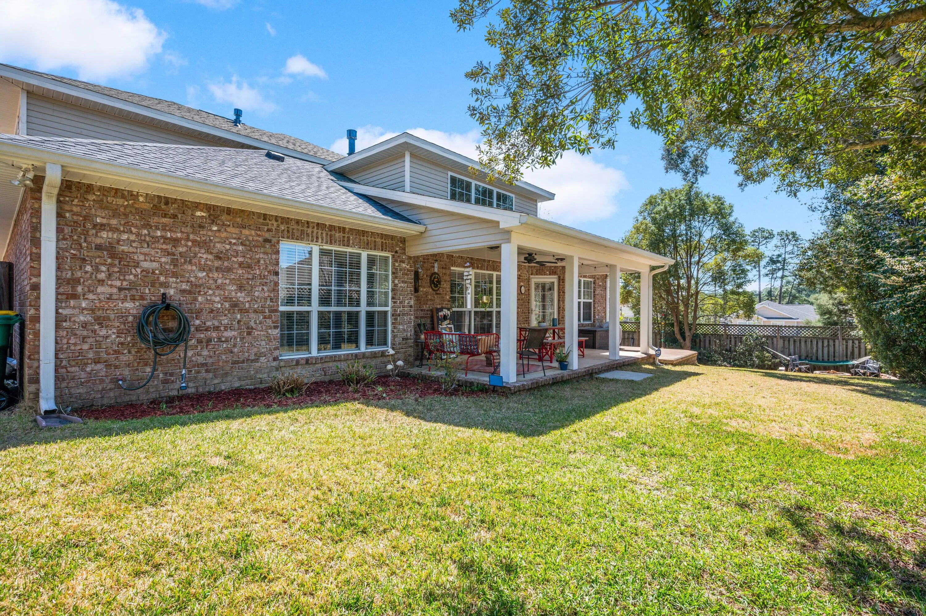 Niceville, Florida 32578, United States, 4 Bedrooms Bedrooms, ,3 BathroomsBathrooms,Residential,Pending,104101