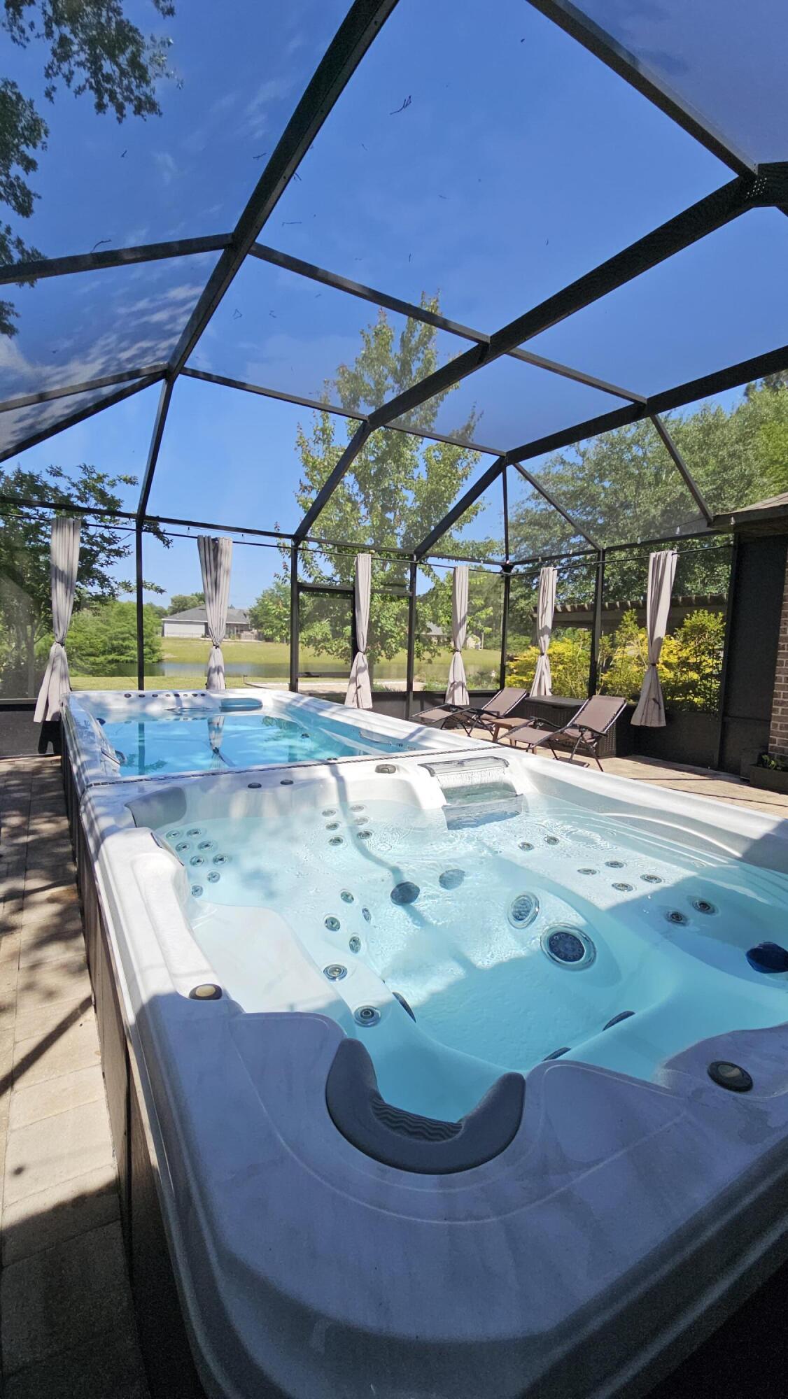 HAMMOCK BAY - Residential Lease