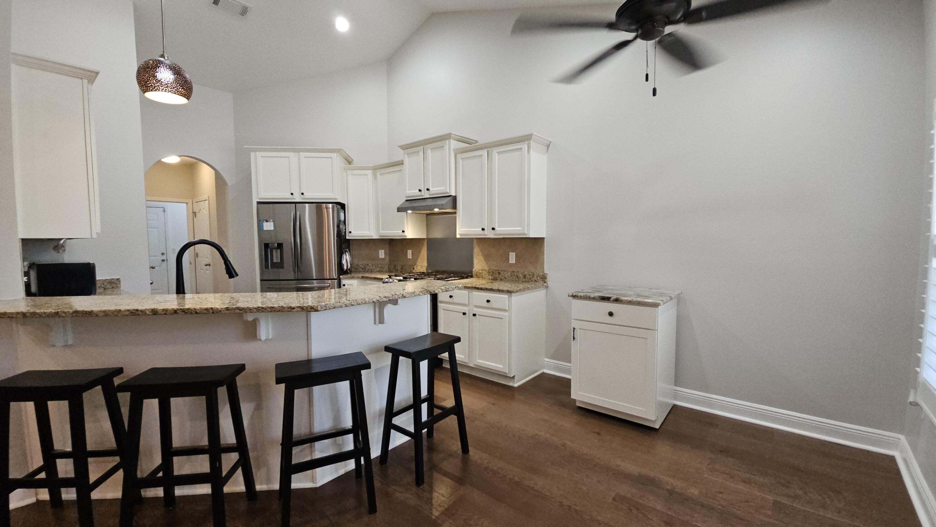 HAMMOCK BAY - Residential Lease