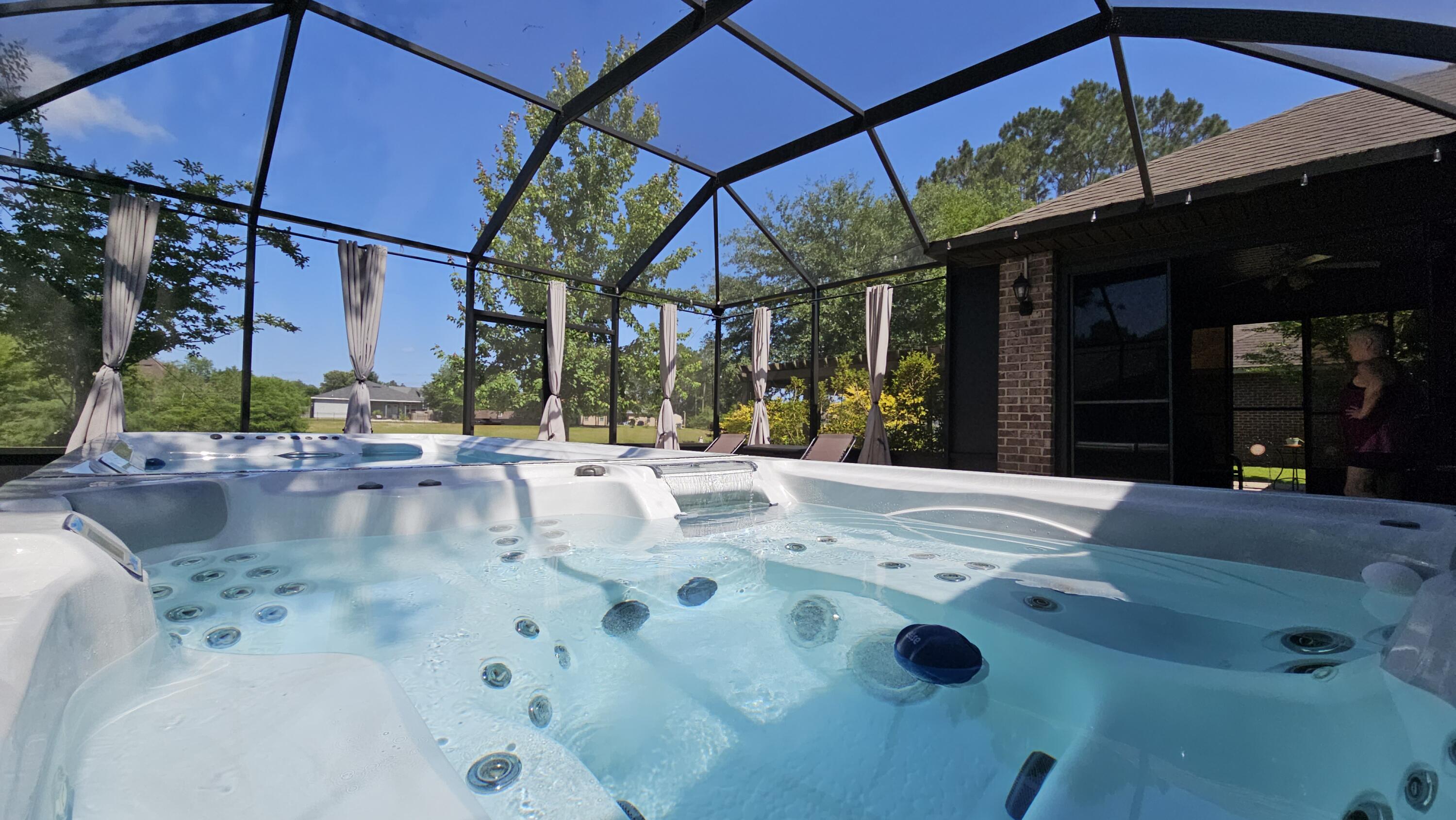 HAMMOCK BAY - Residential Lease