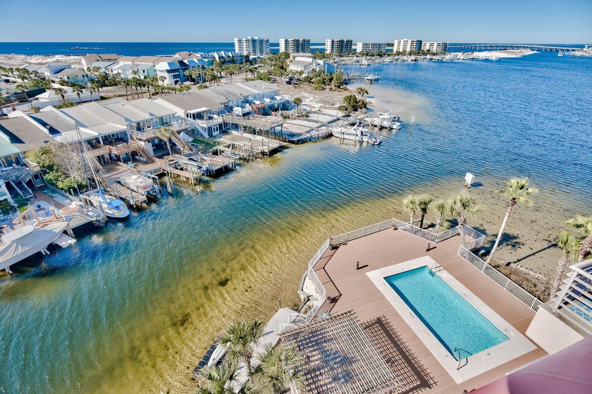 DESTIN HARBOR RESORT WEST - Residential