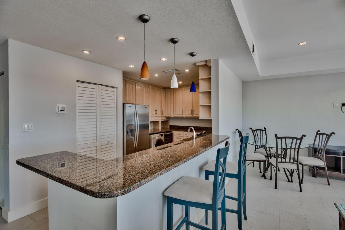 DESTIN HARBOR RESORT WEST - Residential