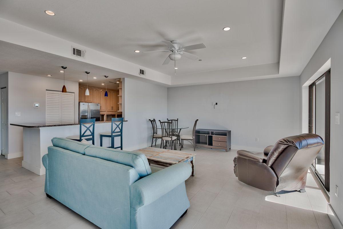 DESTIN HARBOR RESORT WEST - Residential