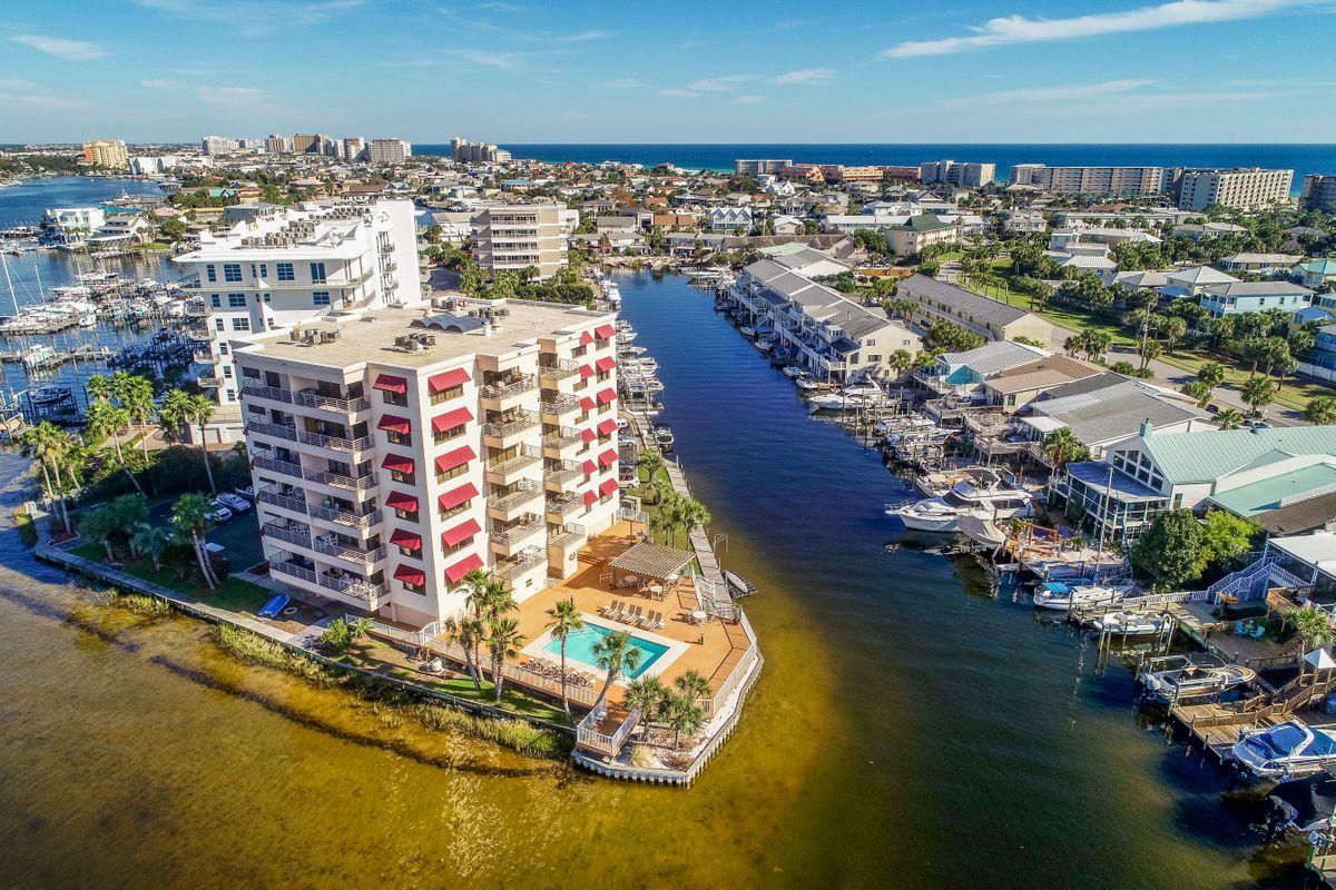 DESTIN HARBOR RESORT WEST - Residential