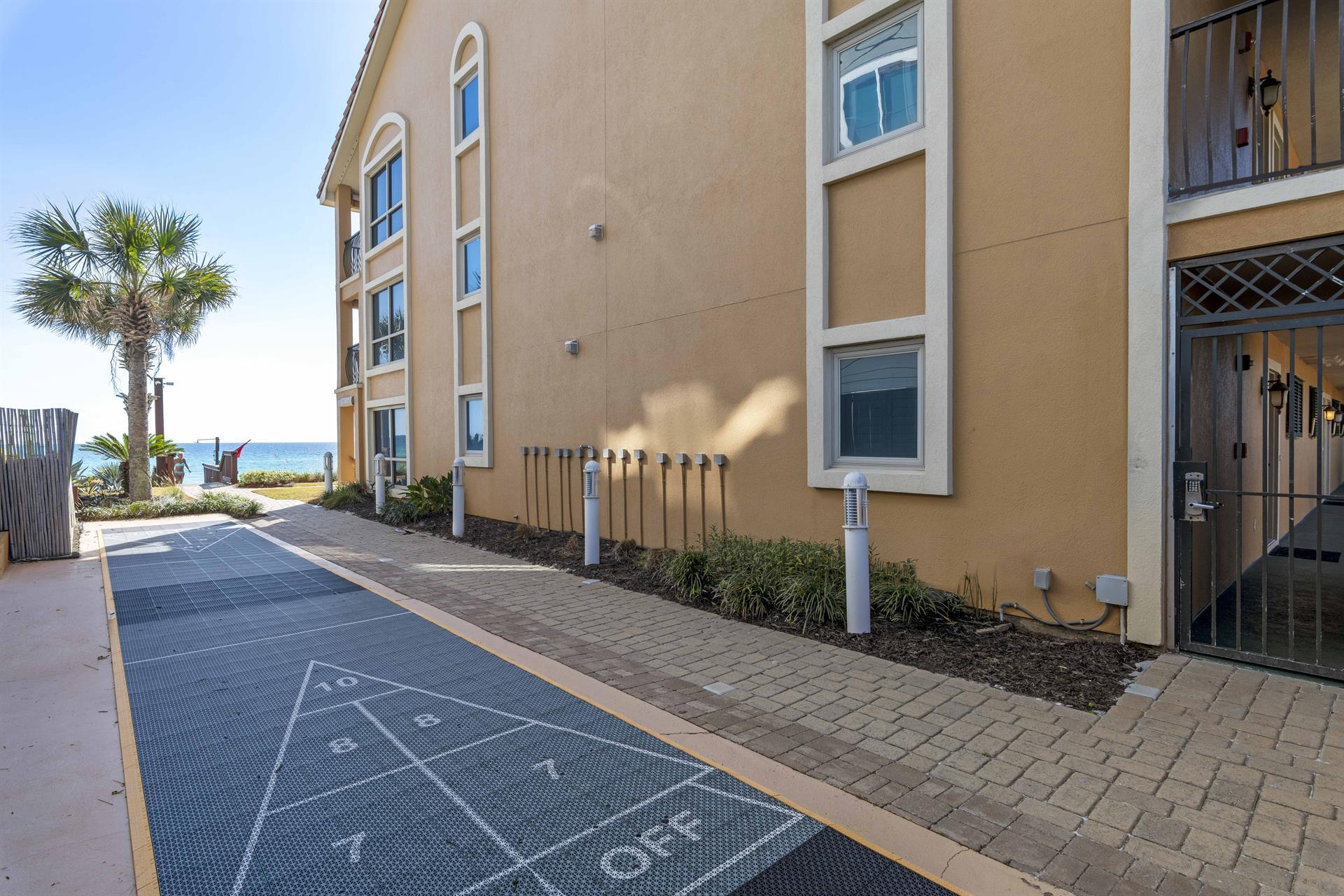 CORAL REEF CLUB PH 1 - Residential