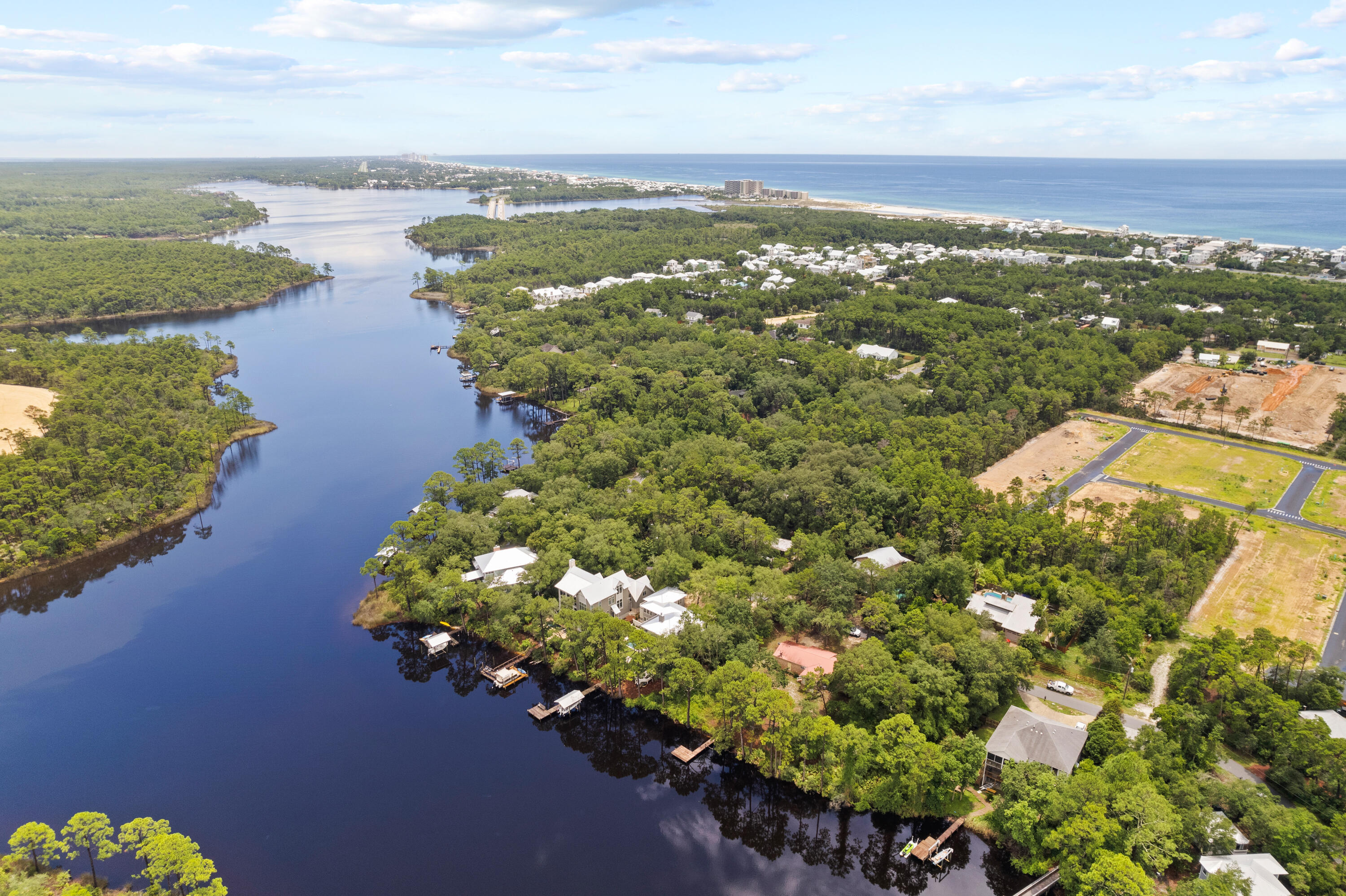 LAKE SHORE ESTATES - Residential